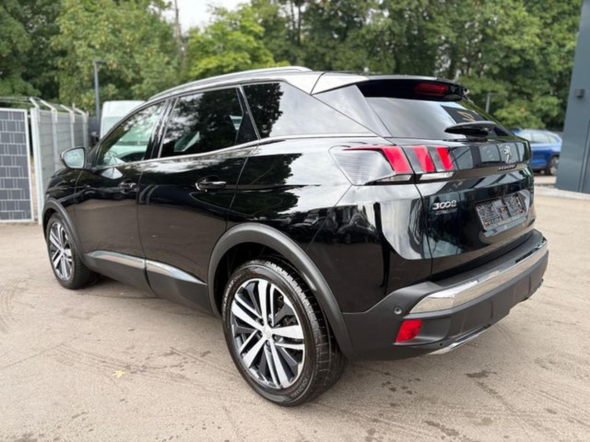 Peugeot 3008 3008 GT *AUT*PANO*LEDER*NAVI*KAM*ASSIST*SHZ* (2017) - Photo 10