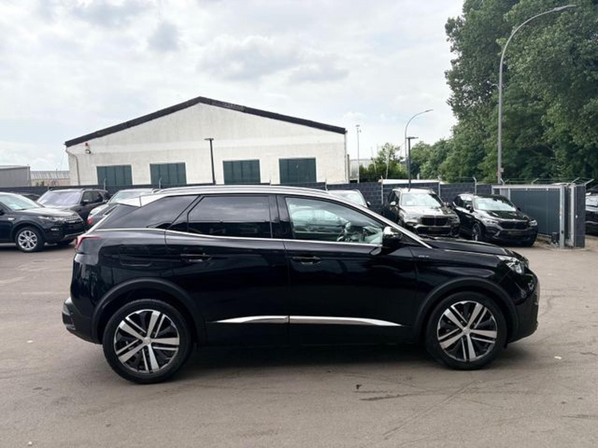 Peugeot 3008 3008 GT *AUT*PANO*LEDER*NAVI*KAM*ASSIST*SHZ* (2017) - Photo 12