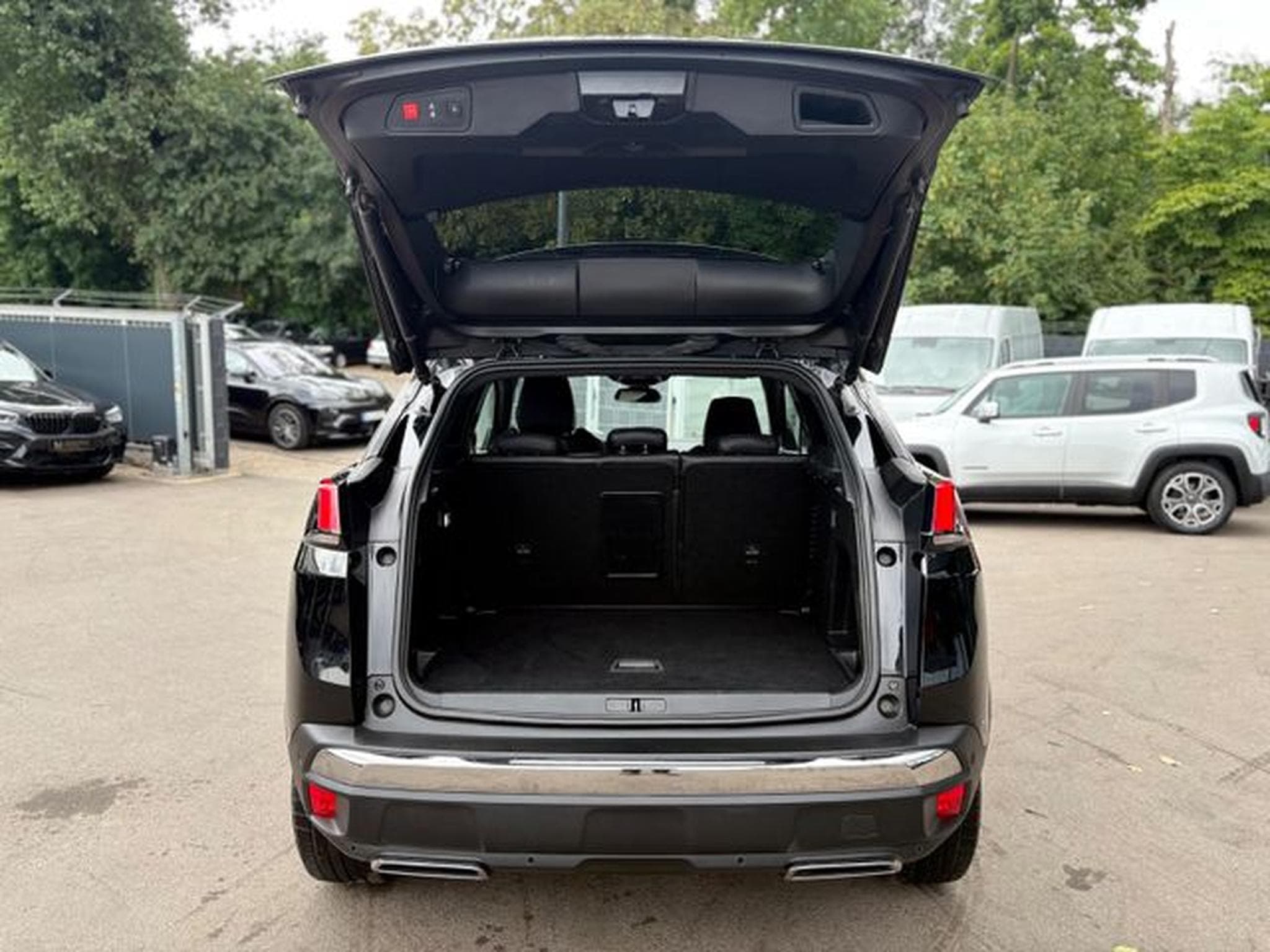 Peugeot 3008 3008 GT *AUT*PANO*LEDER*NAVI*KAM*ASSIST*SHZ* (2017) - Photo 9