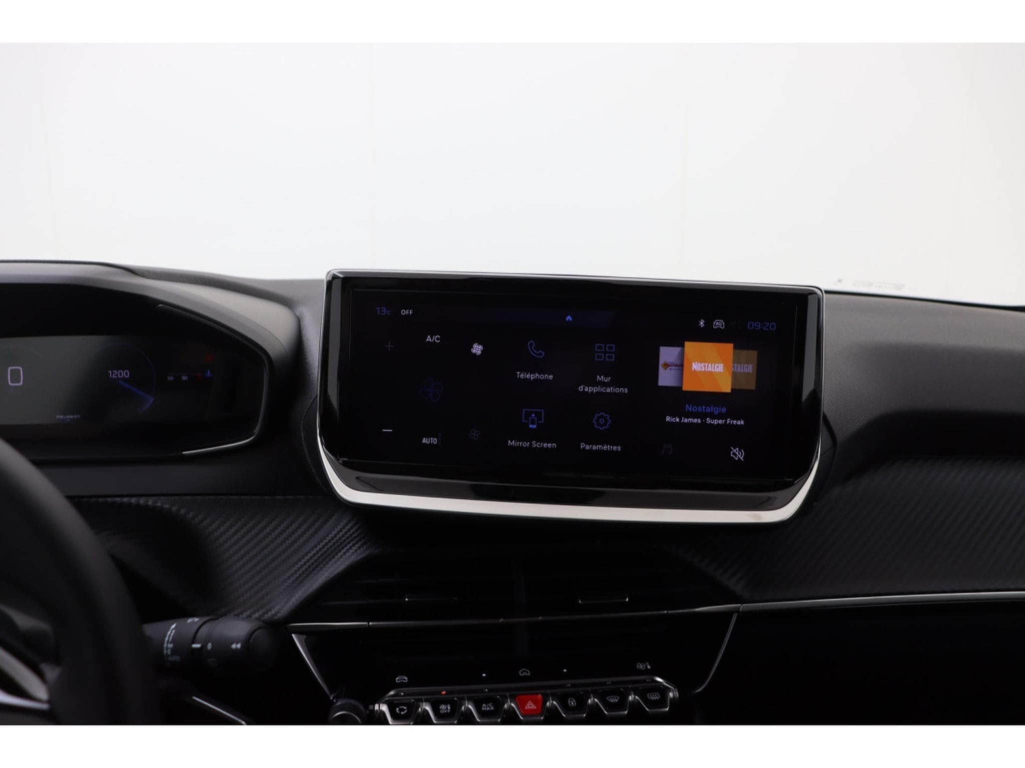 Peugeot 208 1.2 PureTech 100 Envy (2026) - Photo 15