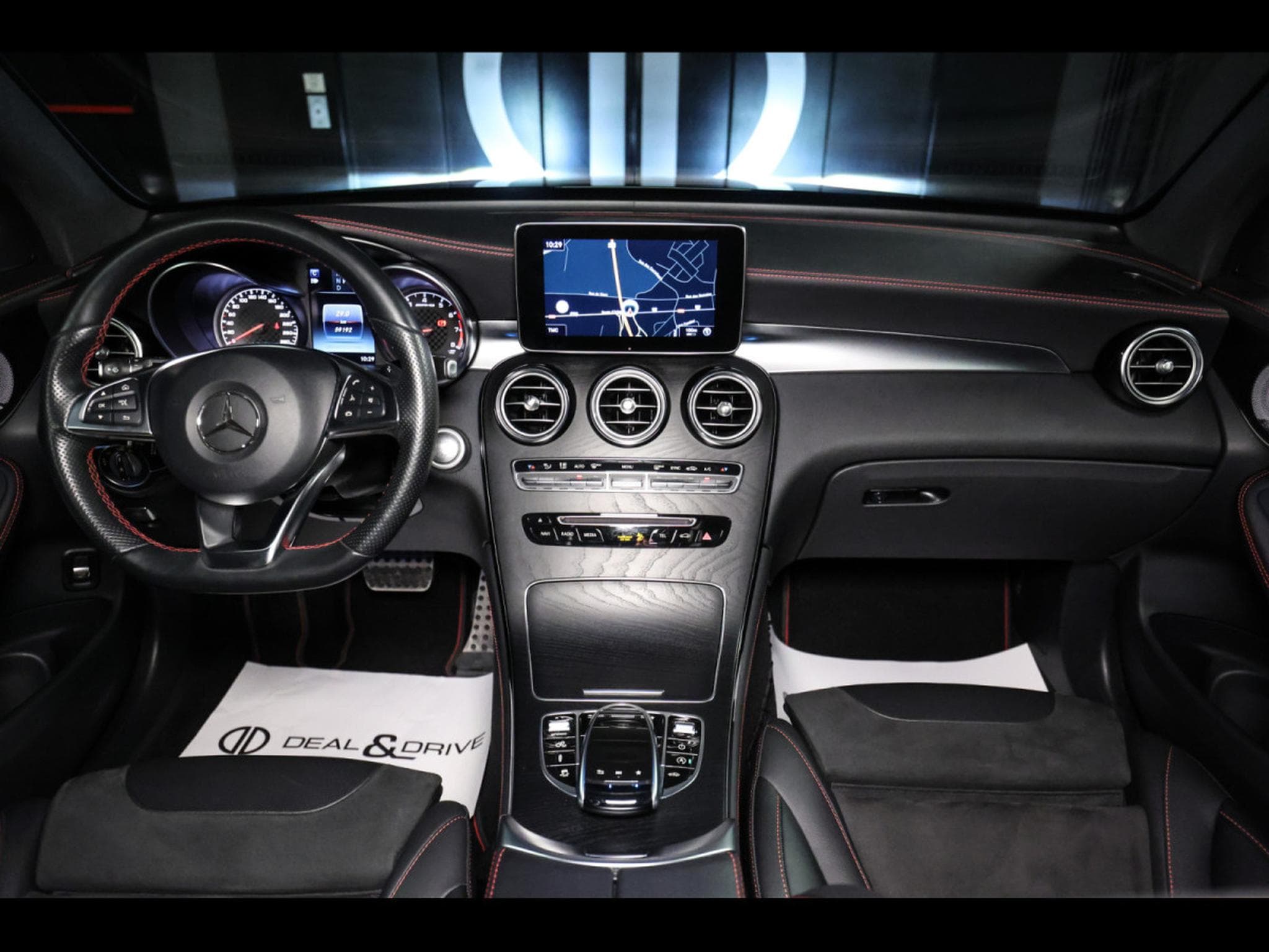 Mercedes GLC 43 AMG 4MATIC BVM9 – PACK NIGHT - CAVANSITBLAU METALLIC (2018) - Photo 14