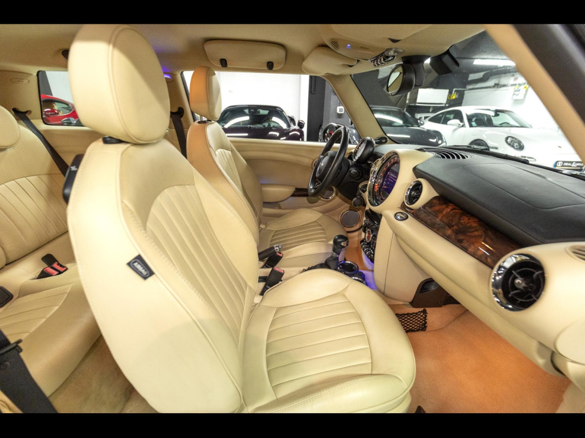 Mini Cooper S (R56) 3 PORTES AUTO GOODWOOD EDITION - 1 OF 1000 - BLACK D (2012) - Photo 13