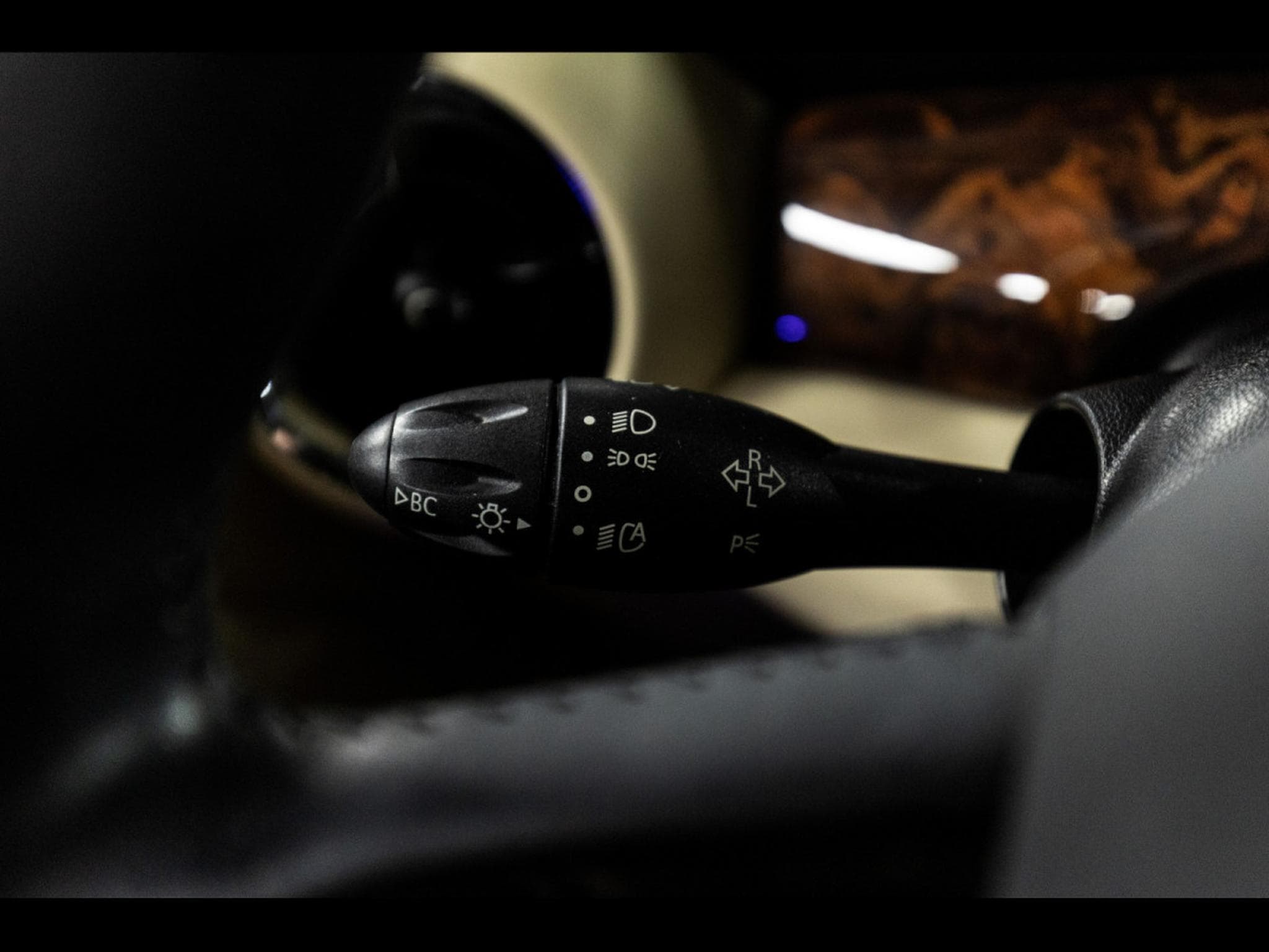 Mini Cooper S (R56) 3 PORTES AUTO GOODWOOD EDITION - 1 OF 1000 - BLACK D (2012) - Photo 18