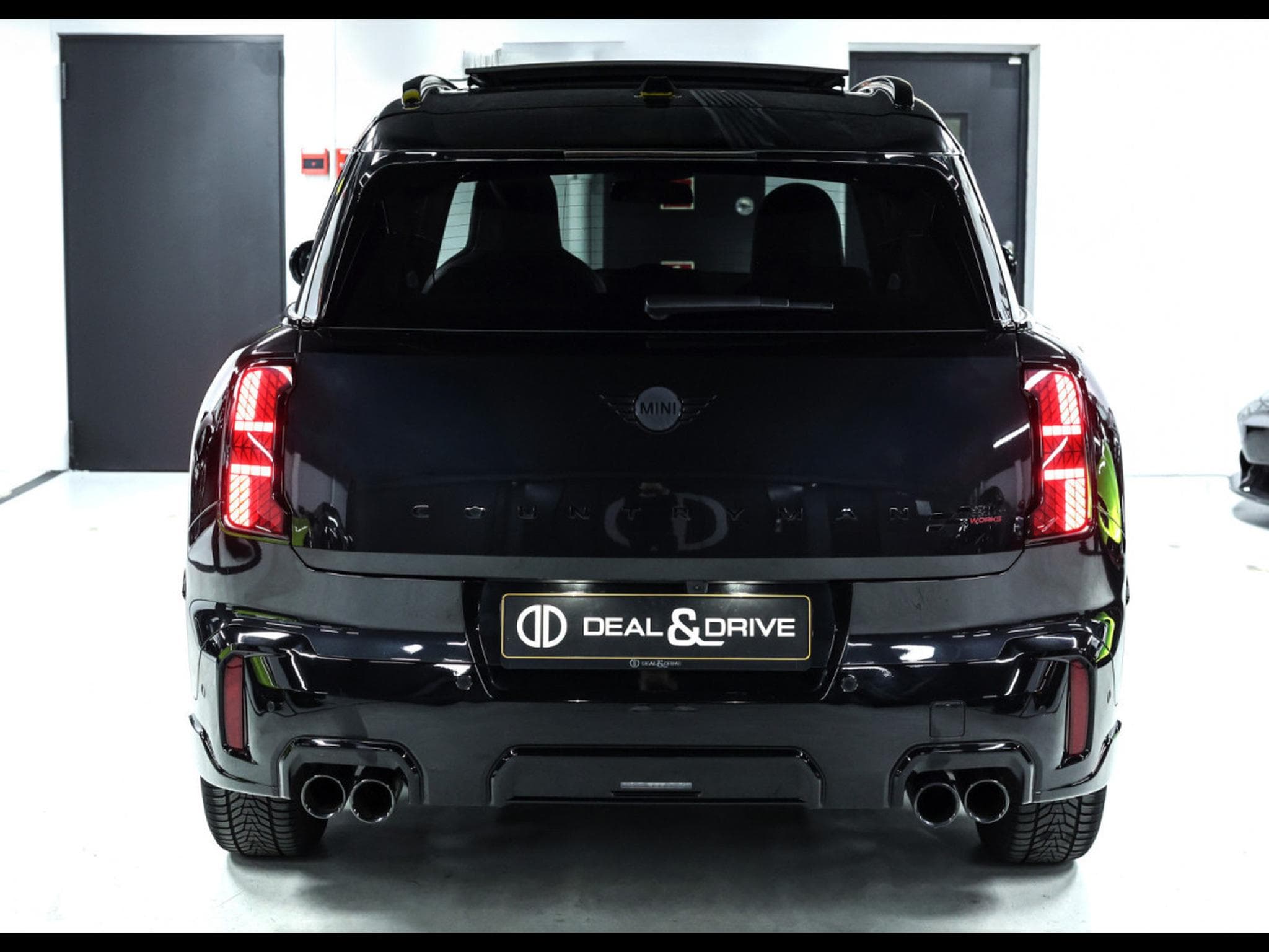 Mini Countryman John Cooper Works ALL4 (300 CH) – PACK XL (2024) - Photo 4