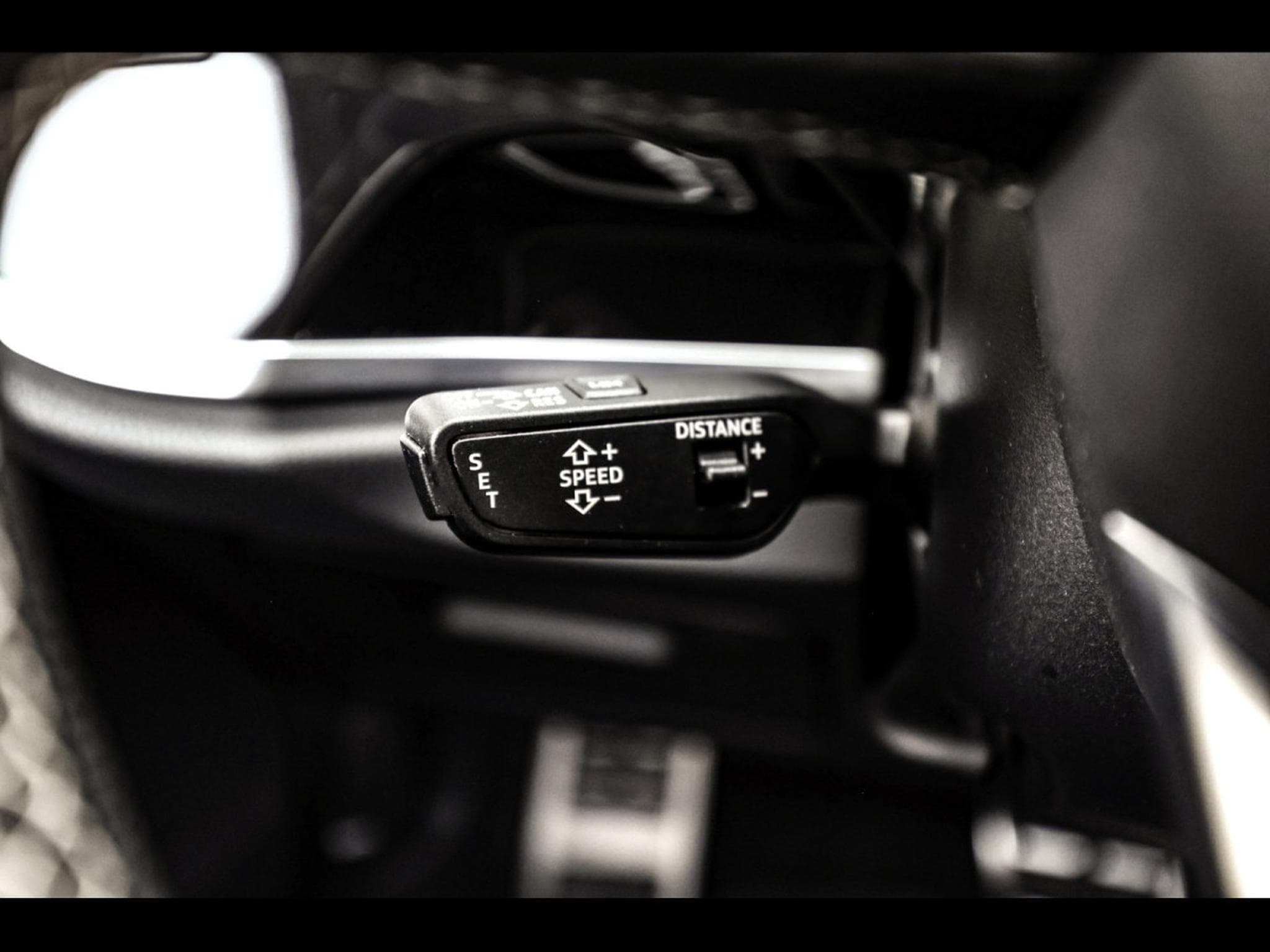 Audi Q3 45 2.0 TFSI (245 CH) QUATTRO S-TRONIC S-LINE – CHRONOS GREY (2021) - Photo 16