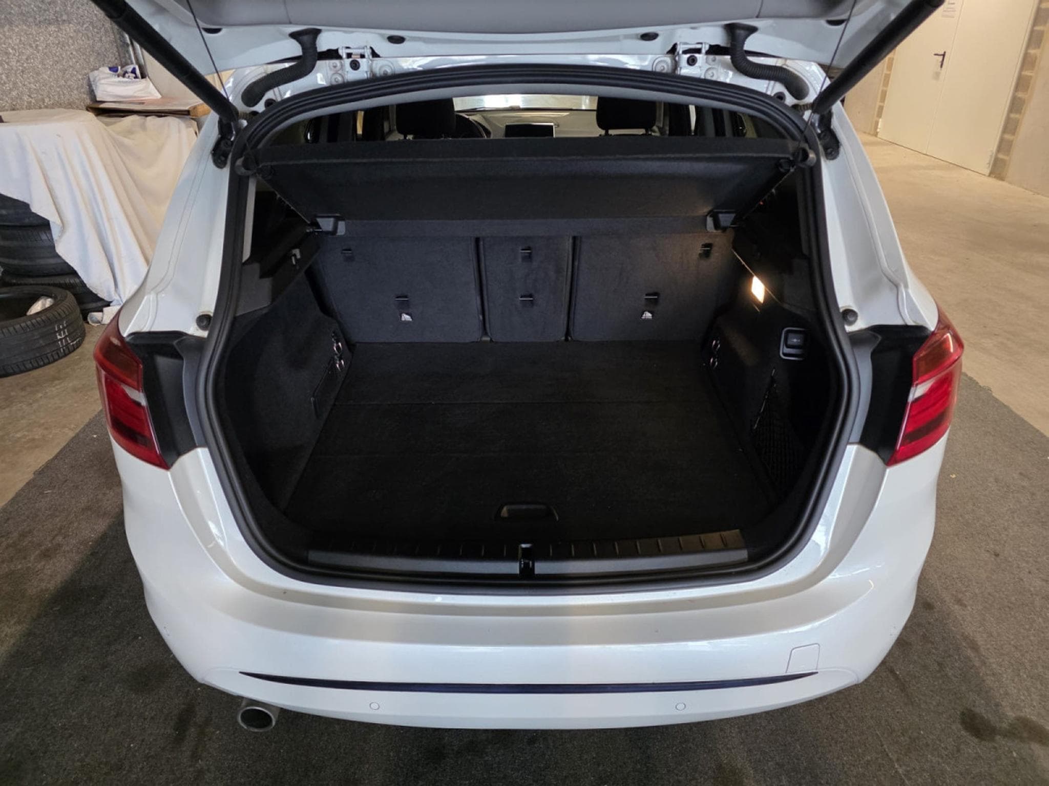 BMW 225 XE Hybrid PLUG IN iPERFORMANCE SPORTLINE HEAD UP PANO LED NA (2018) - Photo 15