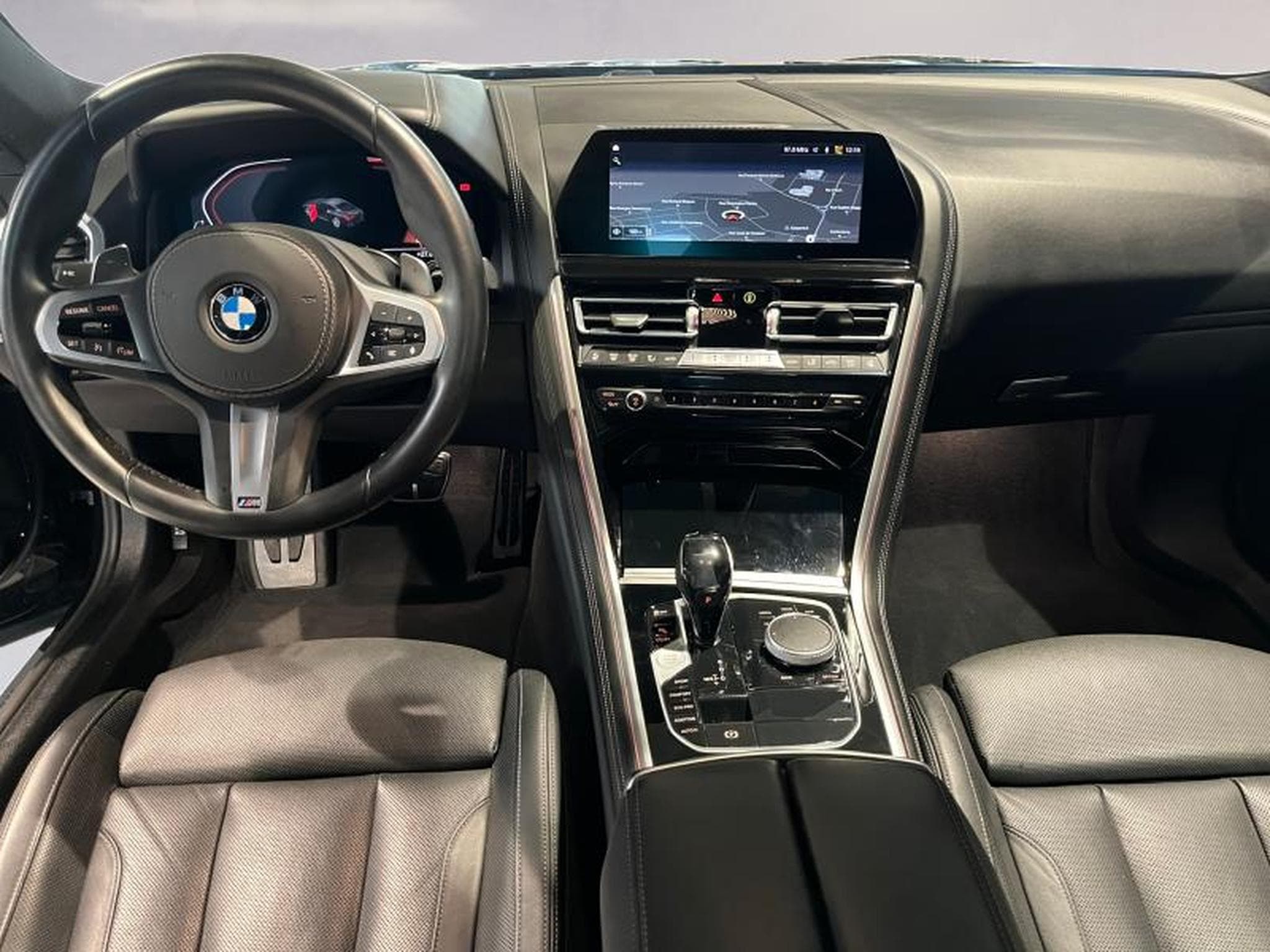 BMW 840 840i xDrive Coupé (2020) - Photo 8