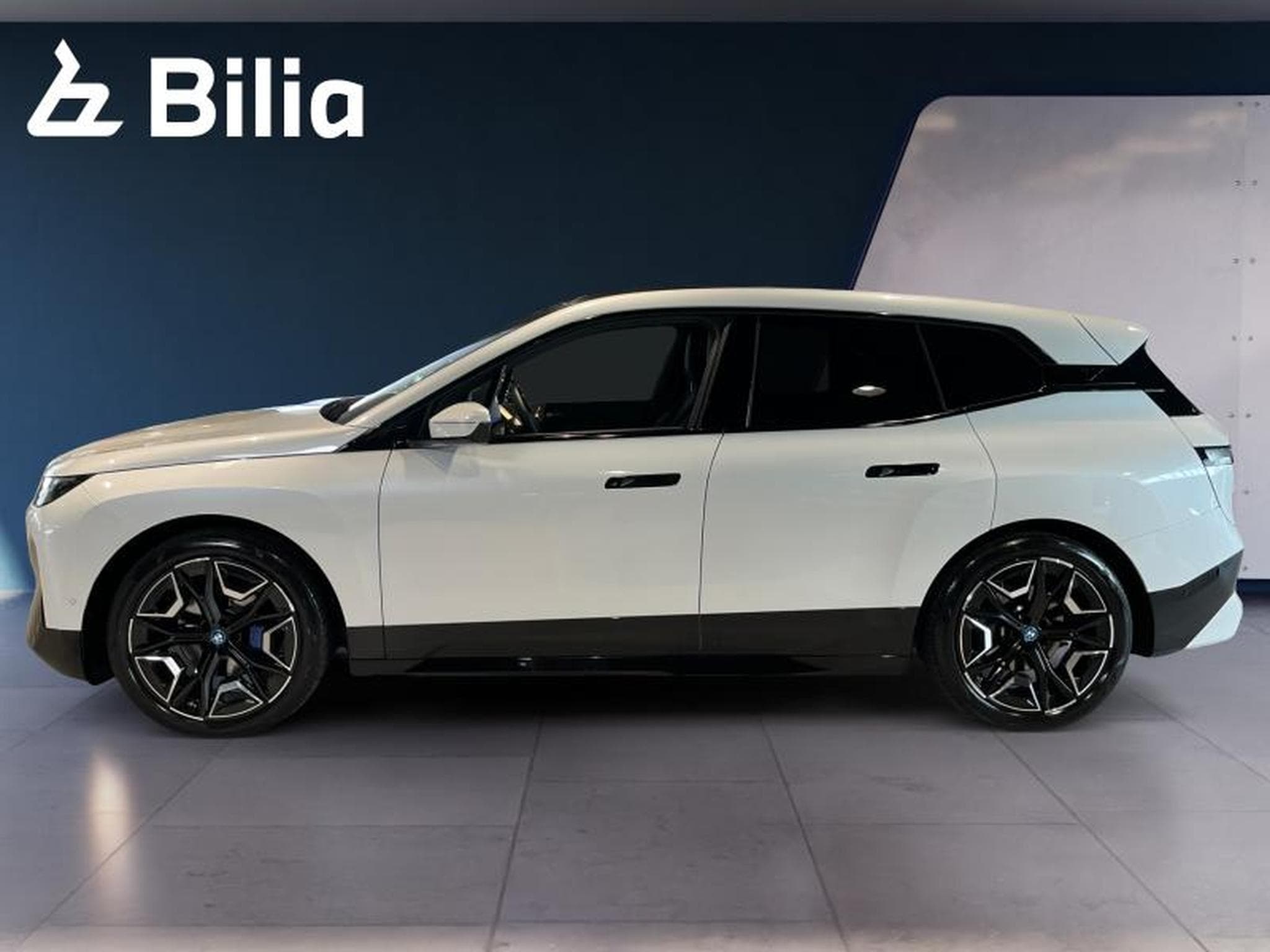 BMW iX iX xDrive40 (2024) - Photo 3