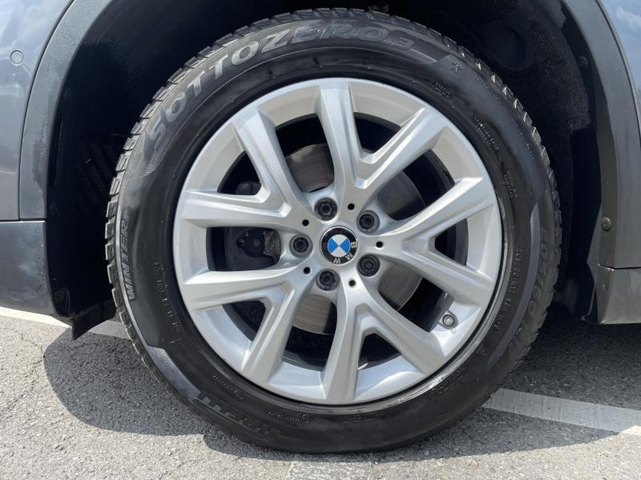 BMW X1 X1 sDrive18i/Advantage/Camera/Sièges chauffants/GPS (2018) - Photo 5