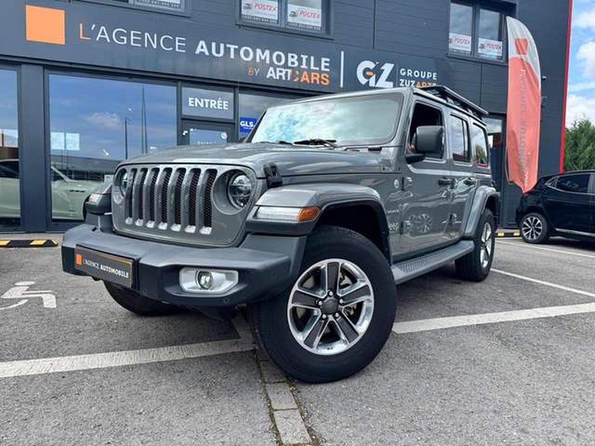 Jeep Wrangler Unlimited 2.0T Hardtop AWD BVA Sahara (2020) - Photo 2