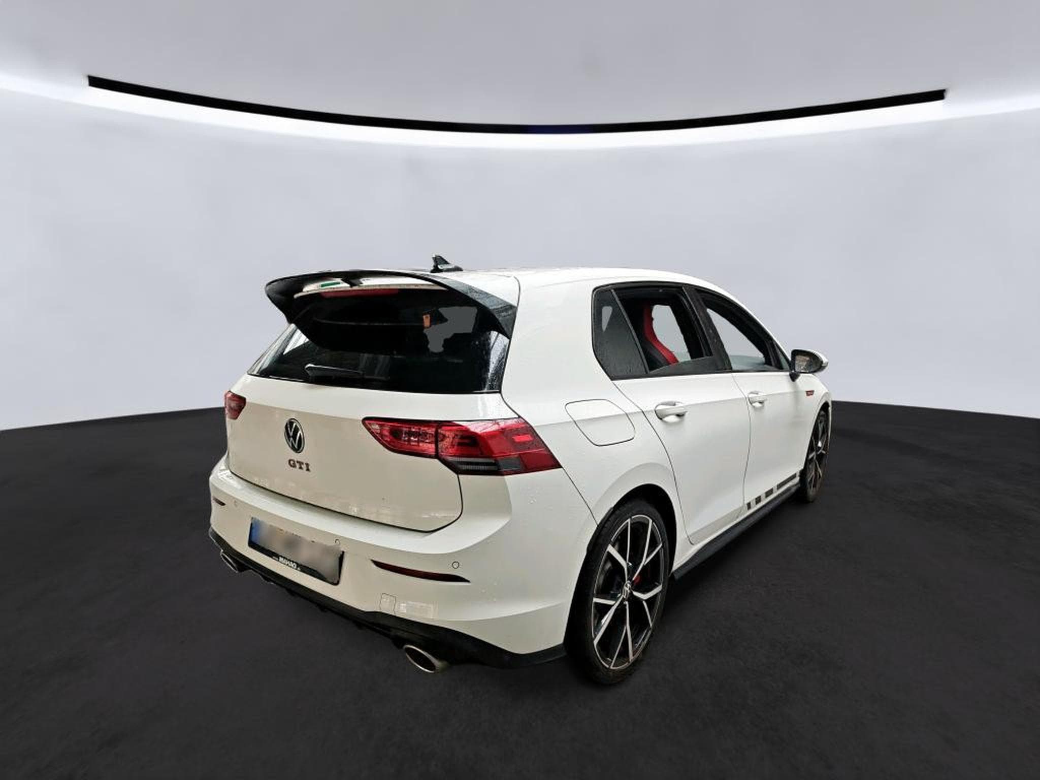 VW Golf GTI Clubsport 2.0 TSI 300CV DSG7 *PANO* *ESTORIL* CARPLAY * (2024) - Photo 5