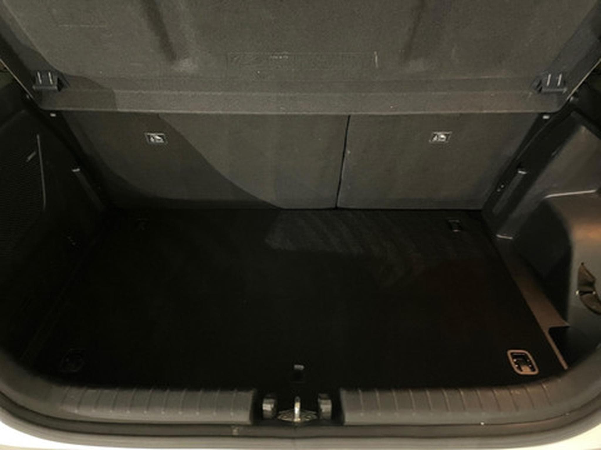 Hyundai i20 i20N 1.6 T-GDi 150kW N (2022) - Photo 12