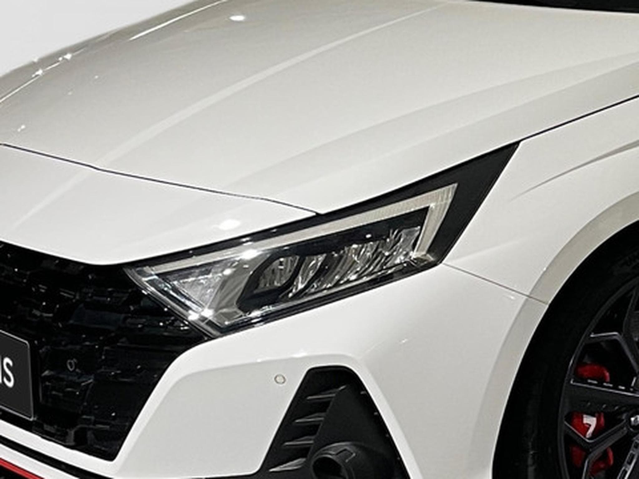 Hyundai i20 i20N 1.6 T-GDi 150kW N (2022) - Photo 21