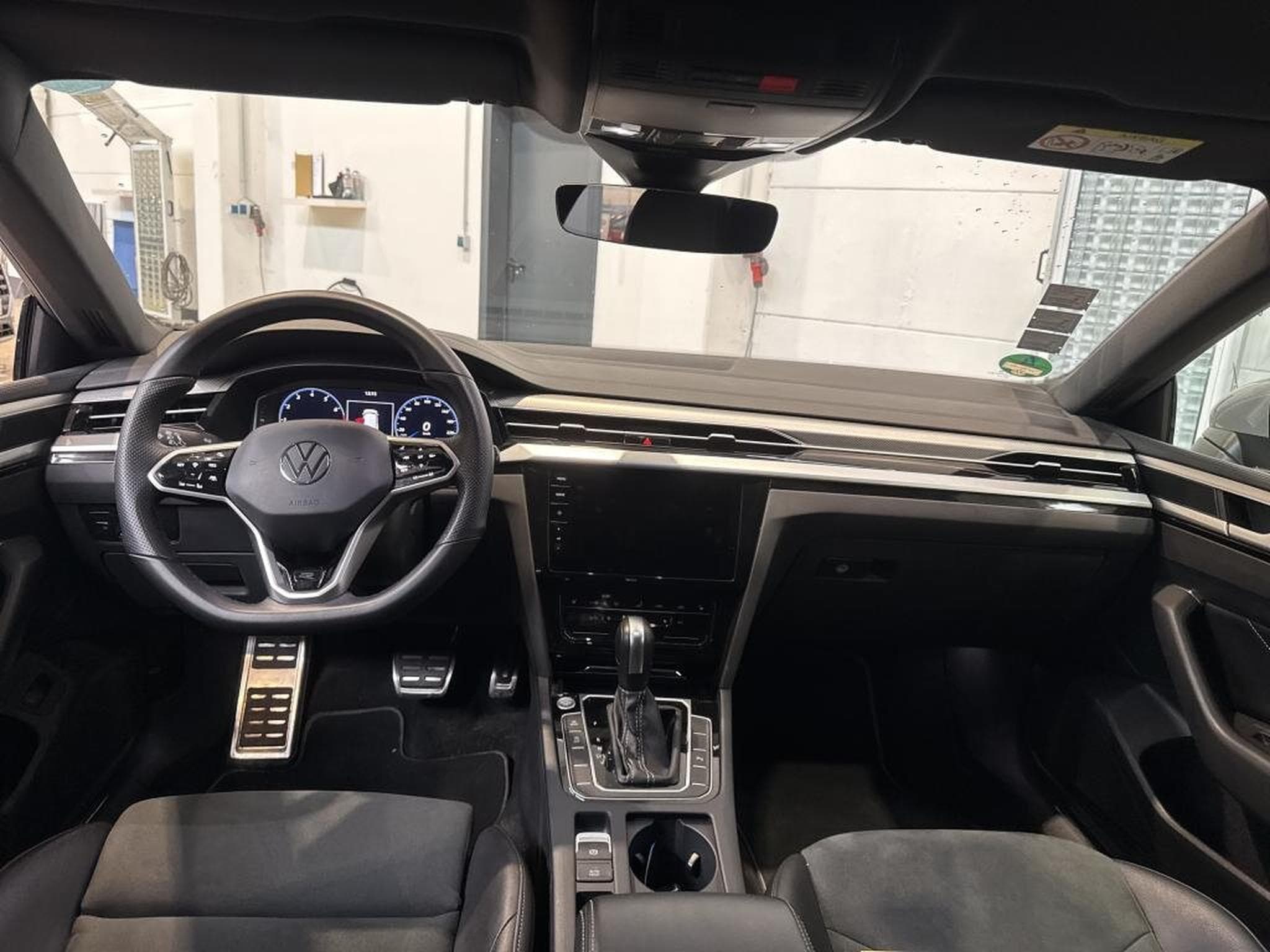 VW Arteon Shooting Break 2.0 TSI 190 R-LINE DSG (2023) - Photo 3