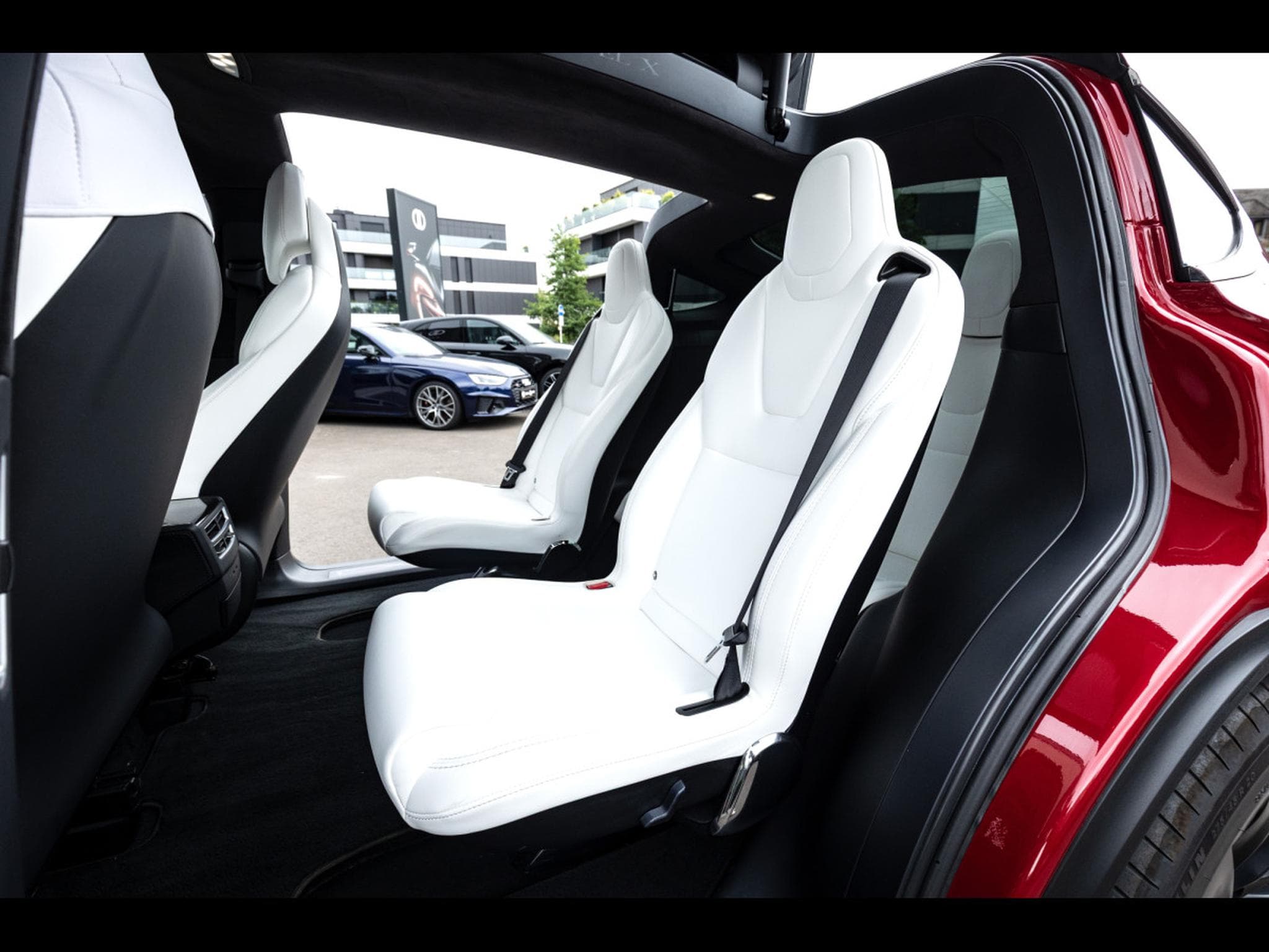 Tesla Model X PERFORMANCE P100D LUDICROUS DUAL MOTOR AWD 6-SEAT (2018) - Photo 17