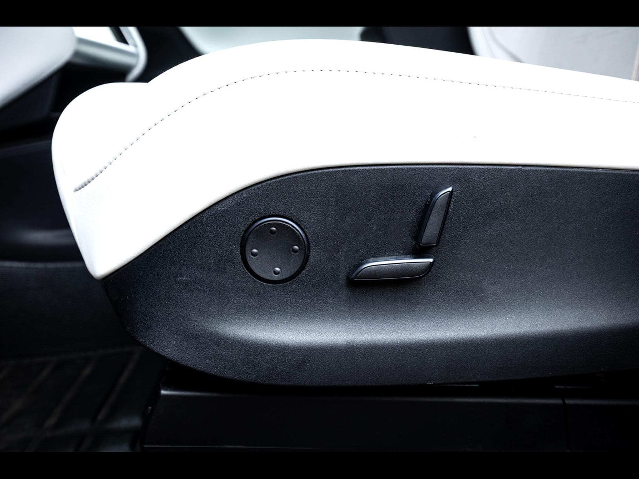 Tesla Model X PERFORMANCE P100D LUDICROUS DUAL MOTOR AWD 6-SEAT (2018) - Photo 19