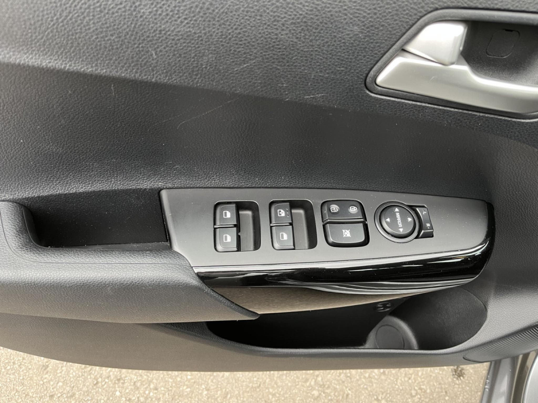 Kia Picanto 1.0i Automatique Navi Camera PDC (2023) - Photo 17