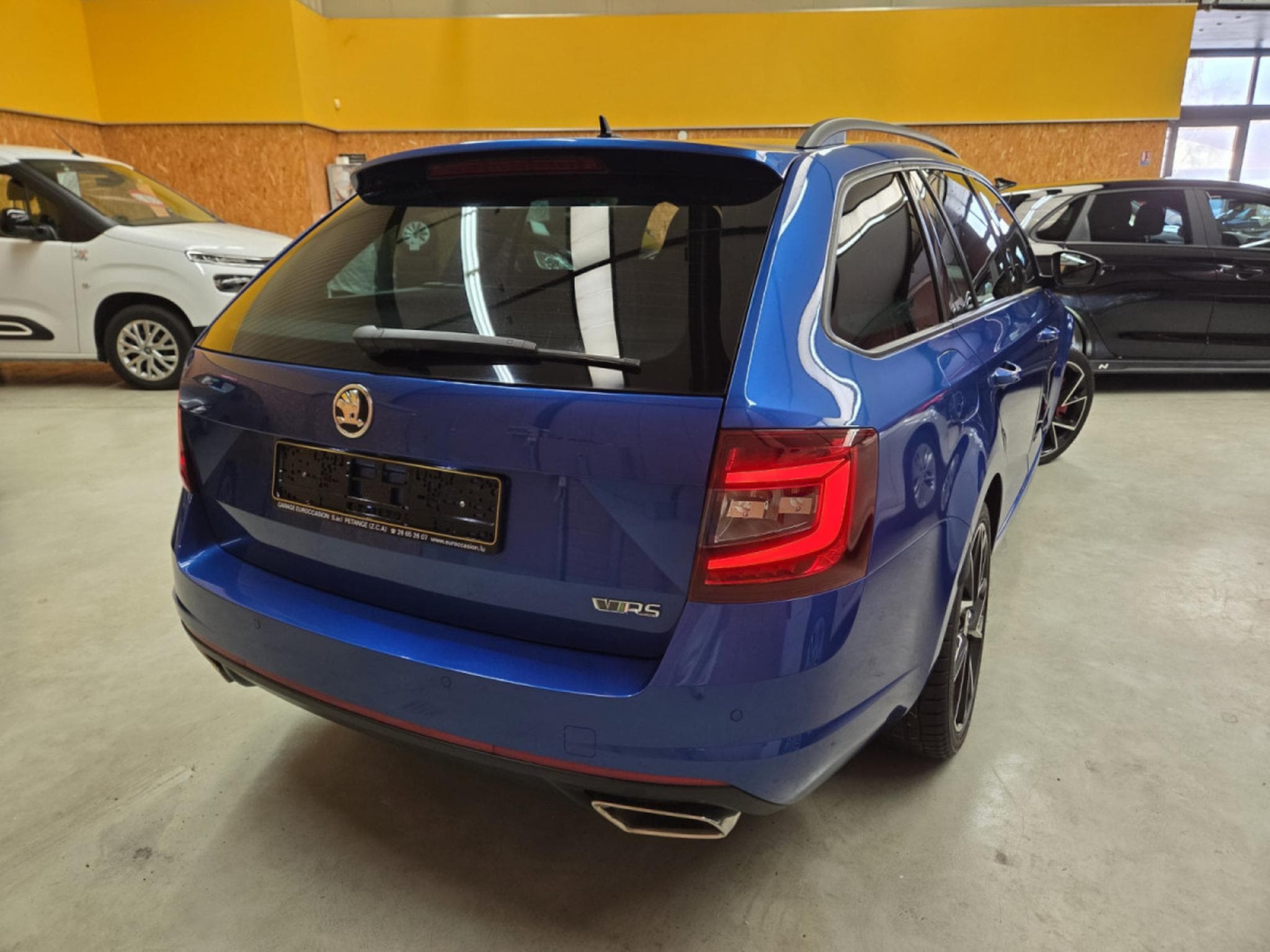 Skoda Octavia RS DSG 245CV (2019) - Photo 4