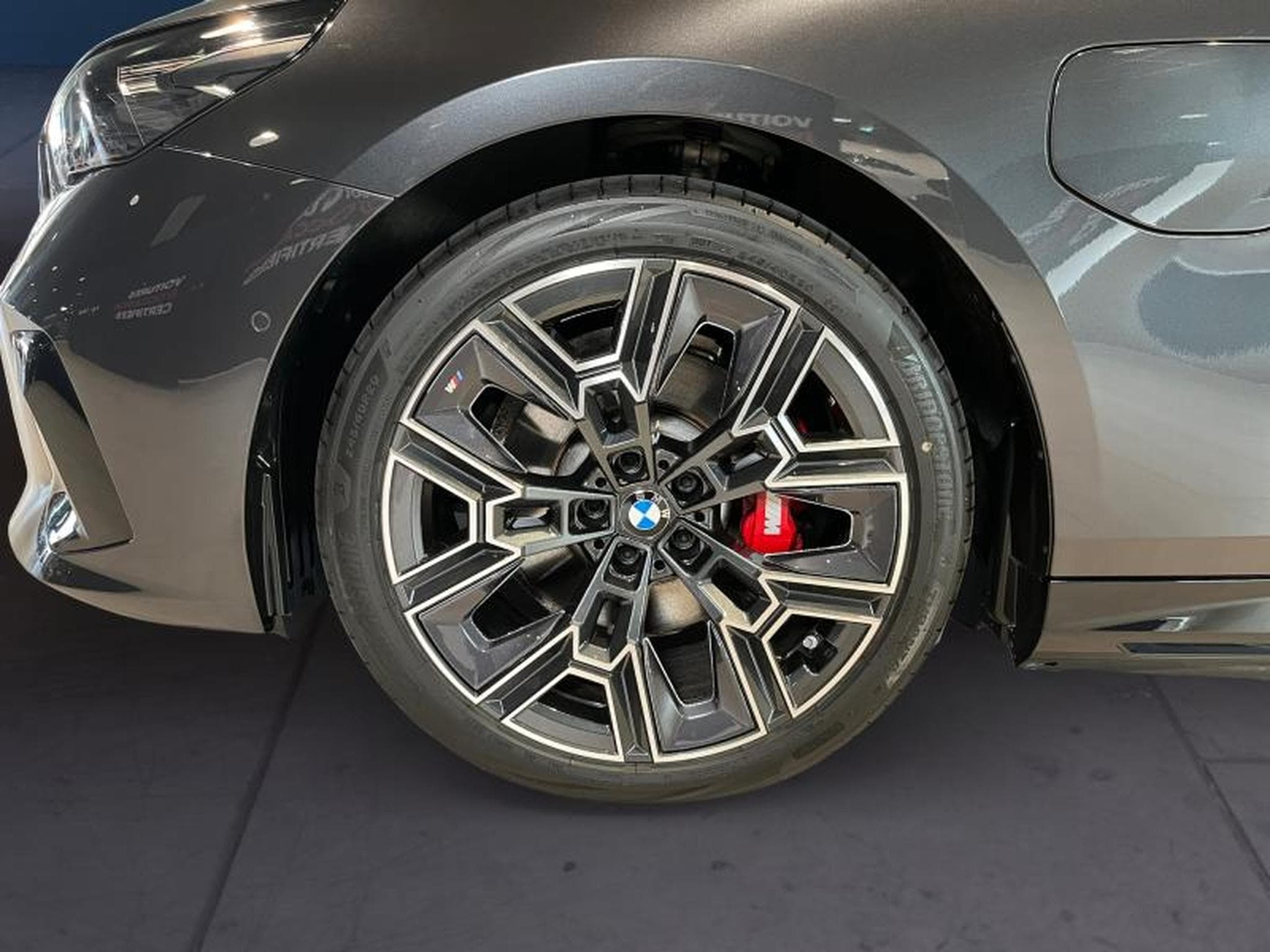 BMW 530 530e Touring M Sport (2025) - Photo 7