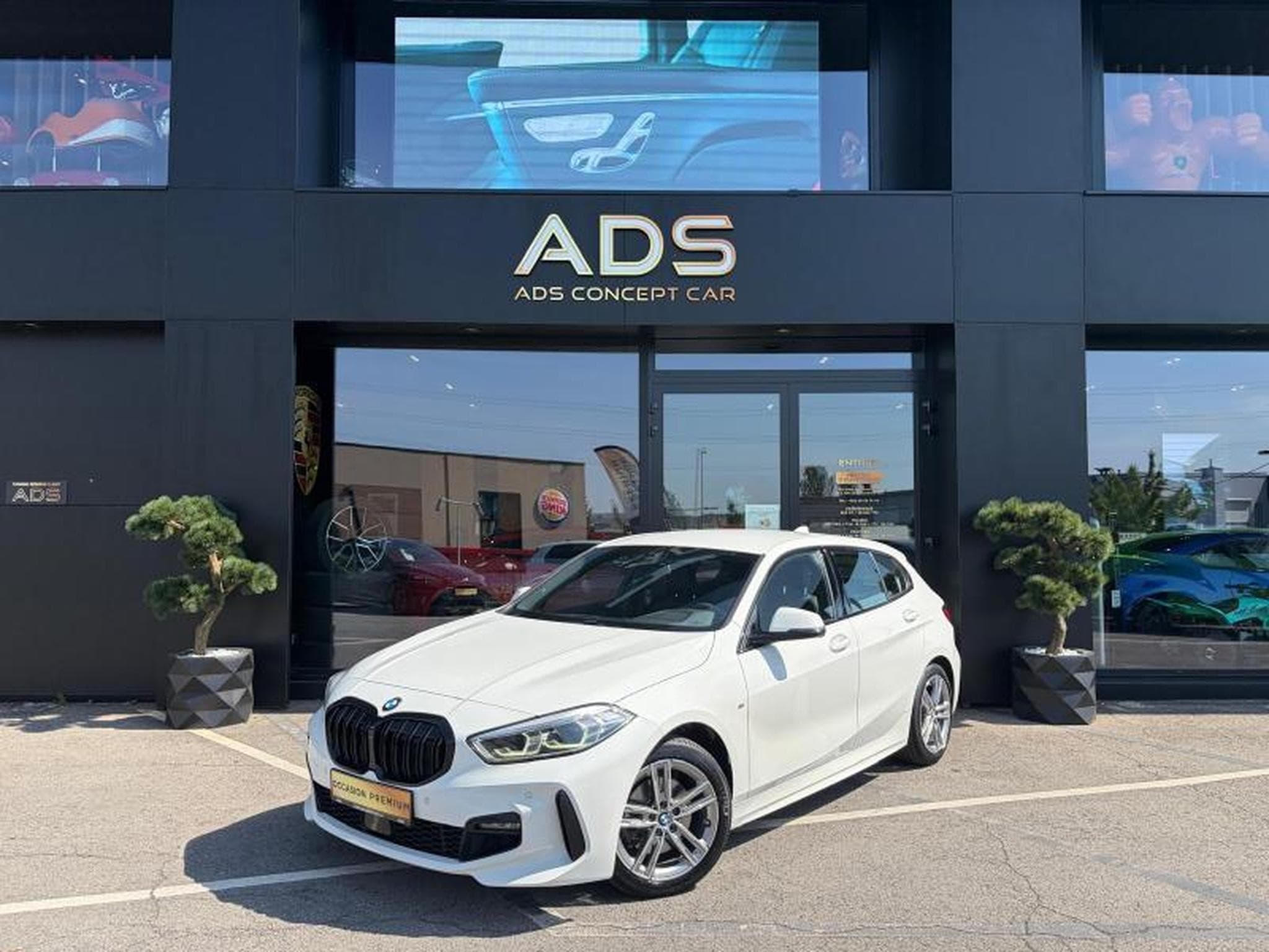 BMW 118 i Pack M/Sièges chauffants/GPS (2019) - Photo 1