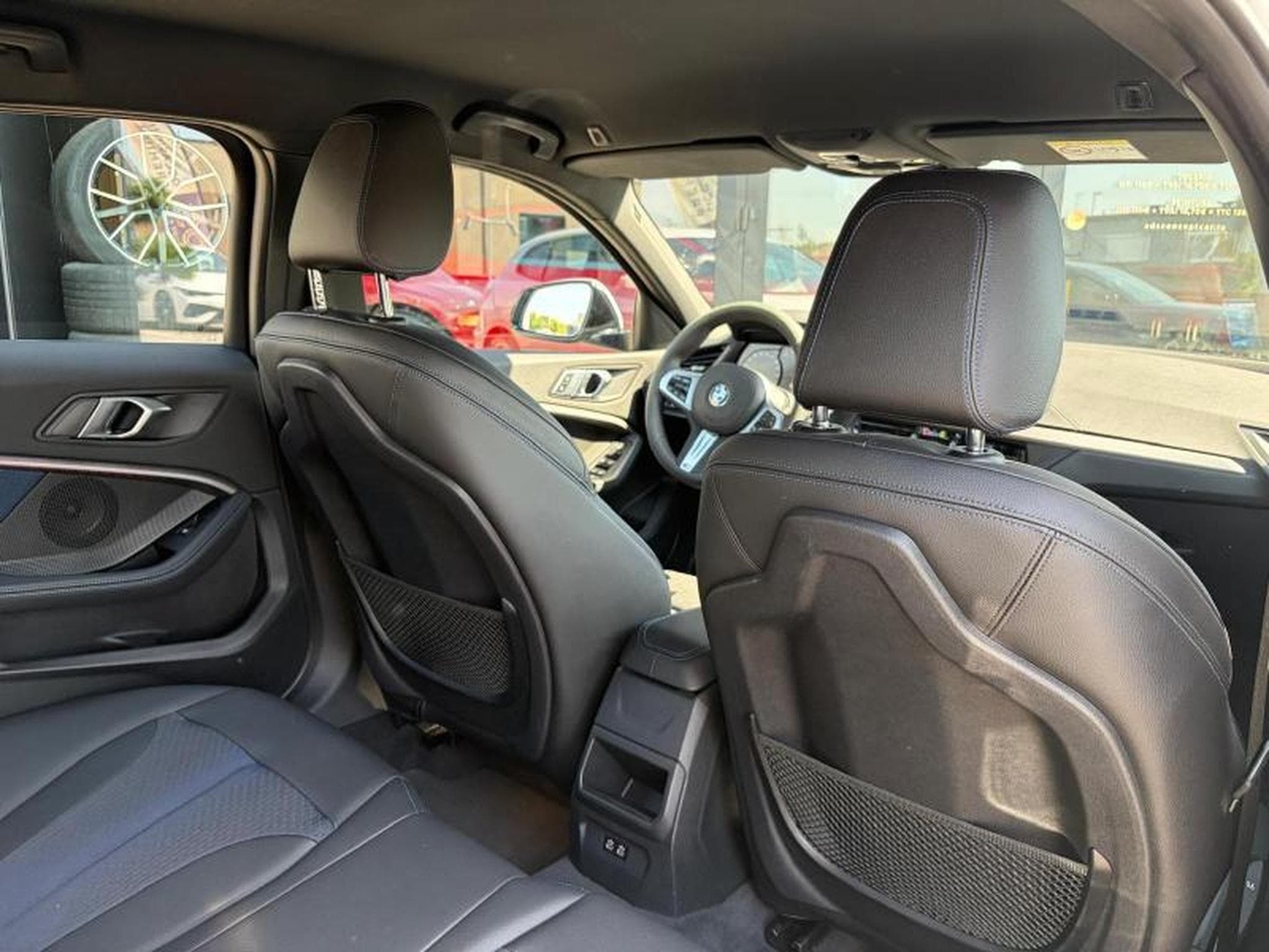 BMW 118 i Pack M/Sièges chauffants/GPS (2019) - Photo 10