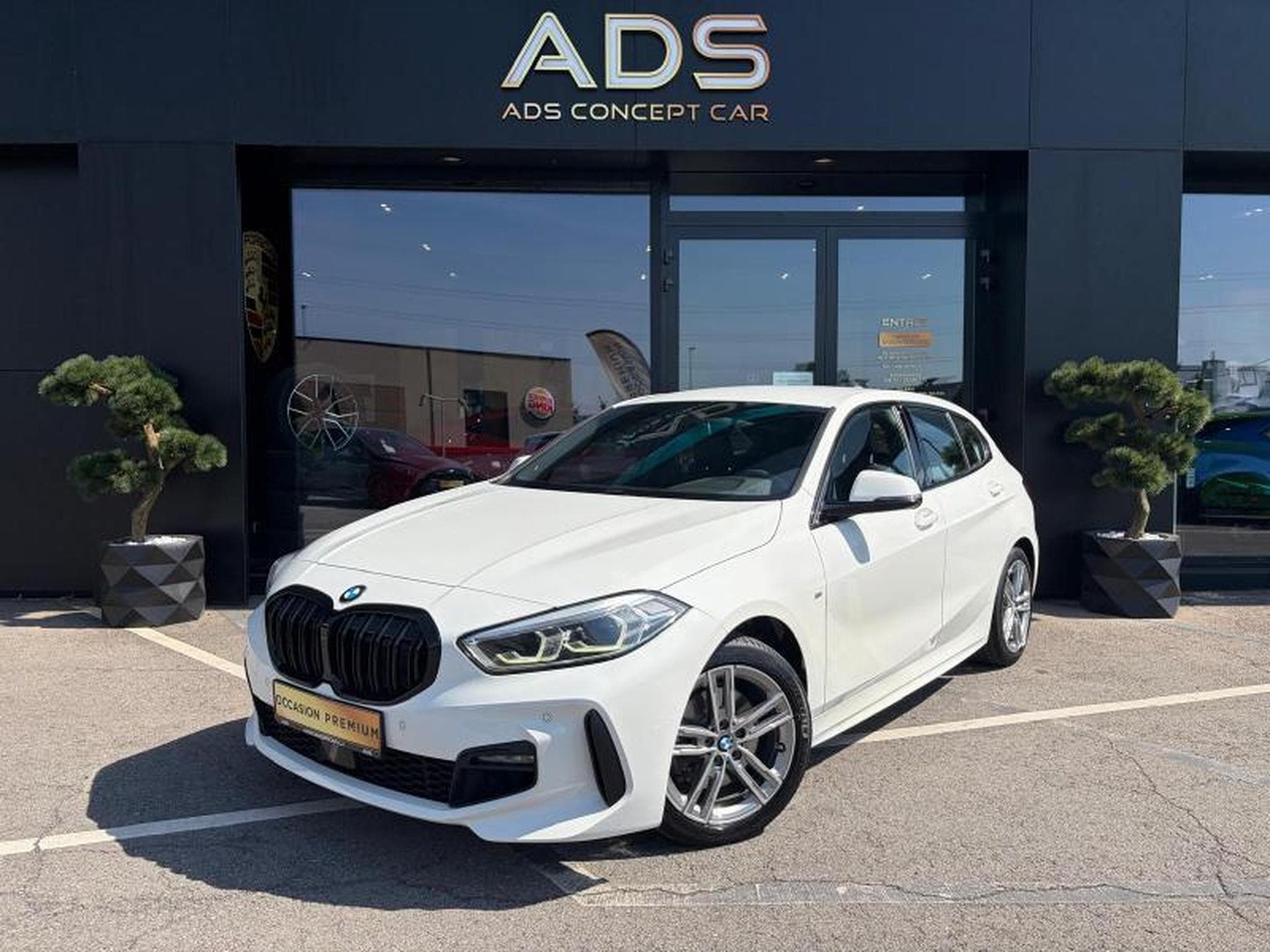 BMW 118 i Pack M/Sièges chauffants/GPS (2019) - Photo 2