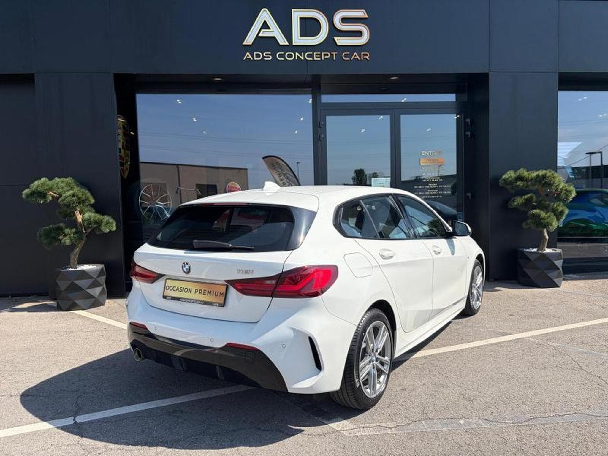 BMW 118 i Pack M/Sièges chauffants/GPS (2019) - Photo 3