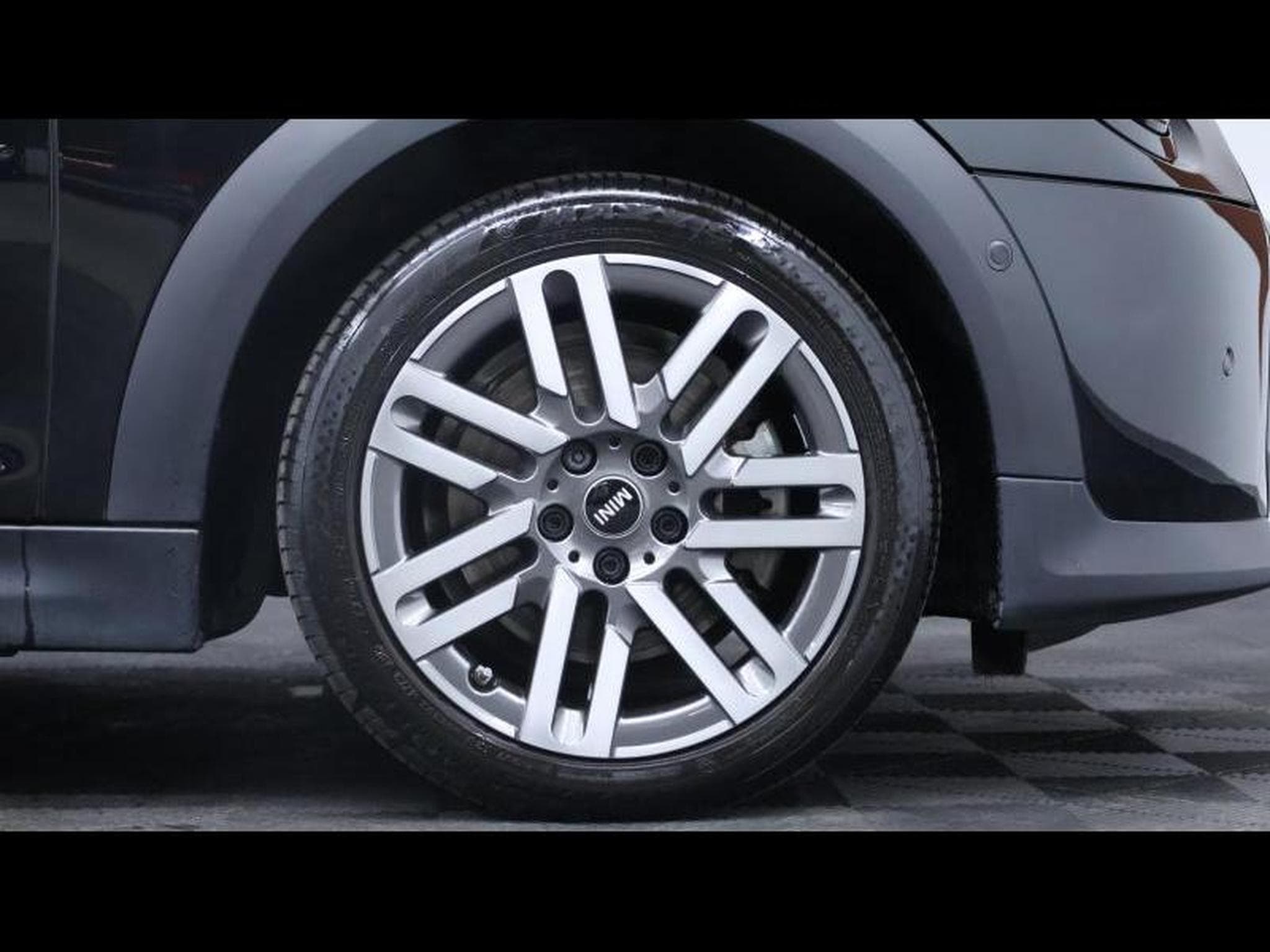 MINI Cooper 1.5 156cv Auto (2024) - Photo 10