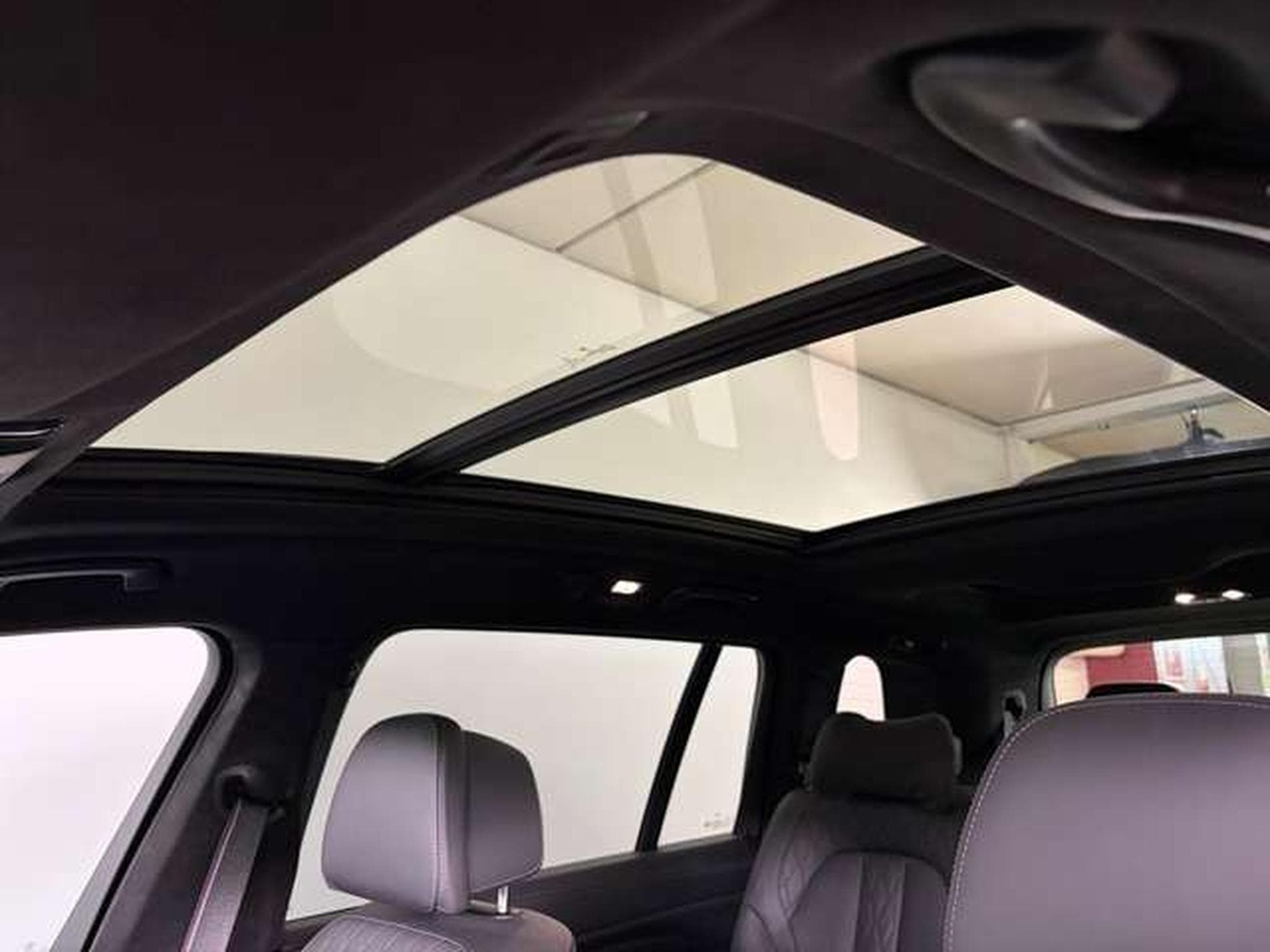 BMW X7 xDrive40d DAB LED (2023) - Photo 15