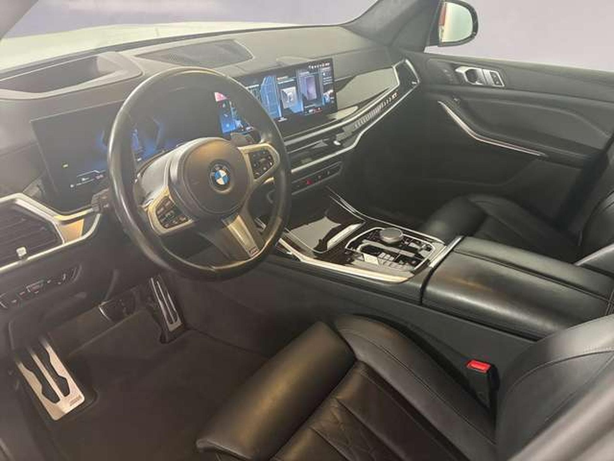 BMW X7 xDrive40d DAB LED (2023) - Photo 5