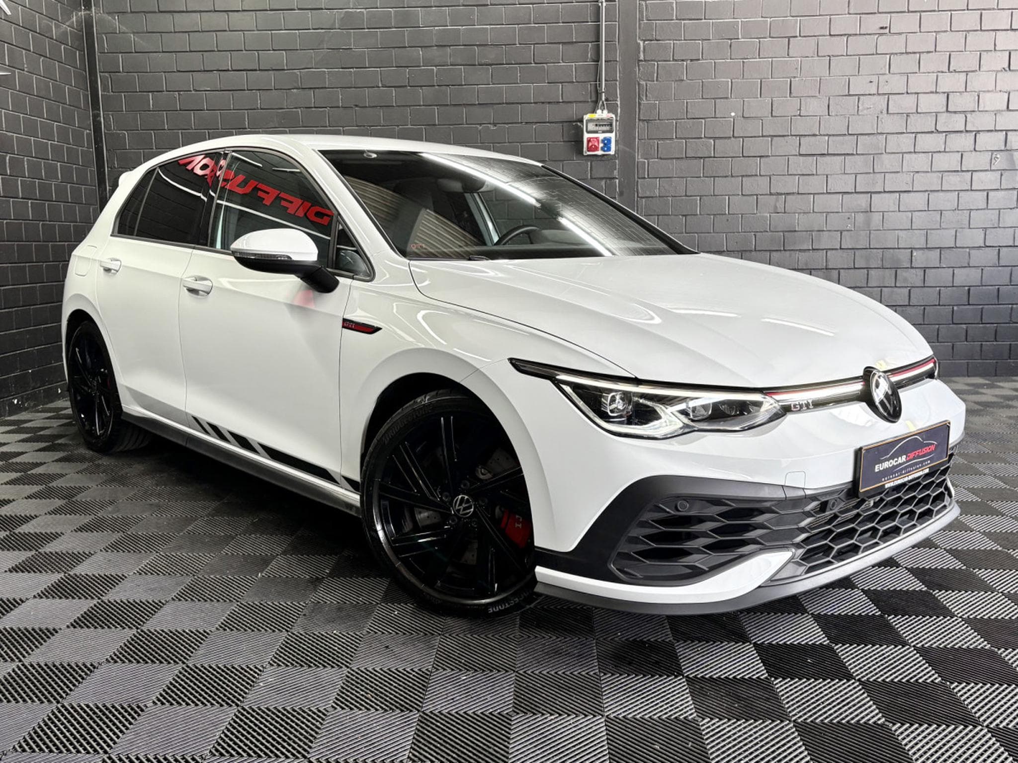 VW Golf GTI Clubsport 2.0 TSI 300CV DSG7 *CAM* ACC * CARPLAY * (2024) - Photo 3
