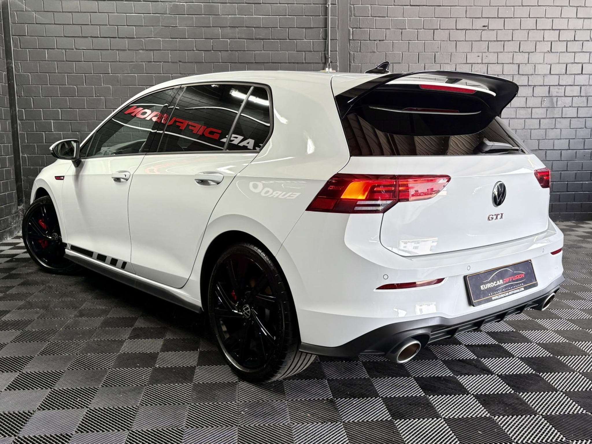 VW Golf GTI Clubsport 2.0 TSI 300CV DSG7 *CAM* ACC * CARPLAY * (2024) - Photo 4