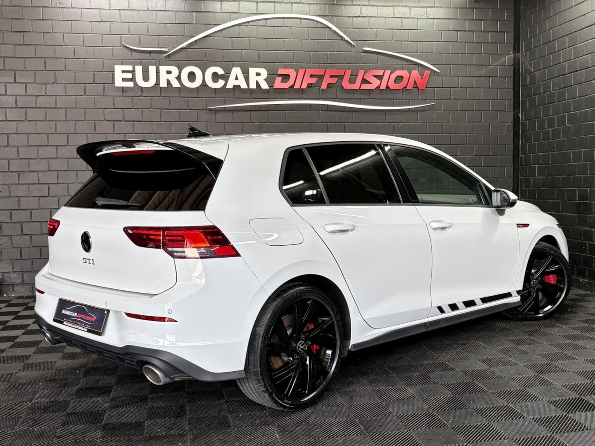 VW Golf GTI Clubsport 2.0 TSI 300CV DSG7 *CAM* ACC * CARPLAY * (2024) - Photo 6