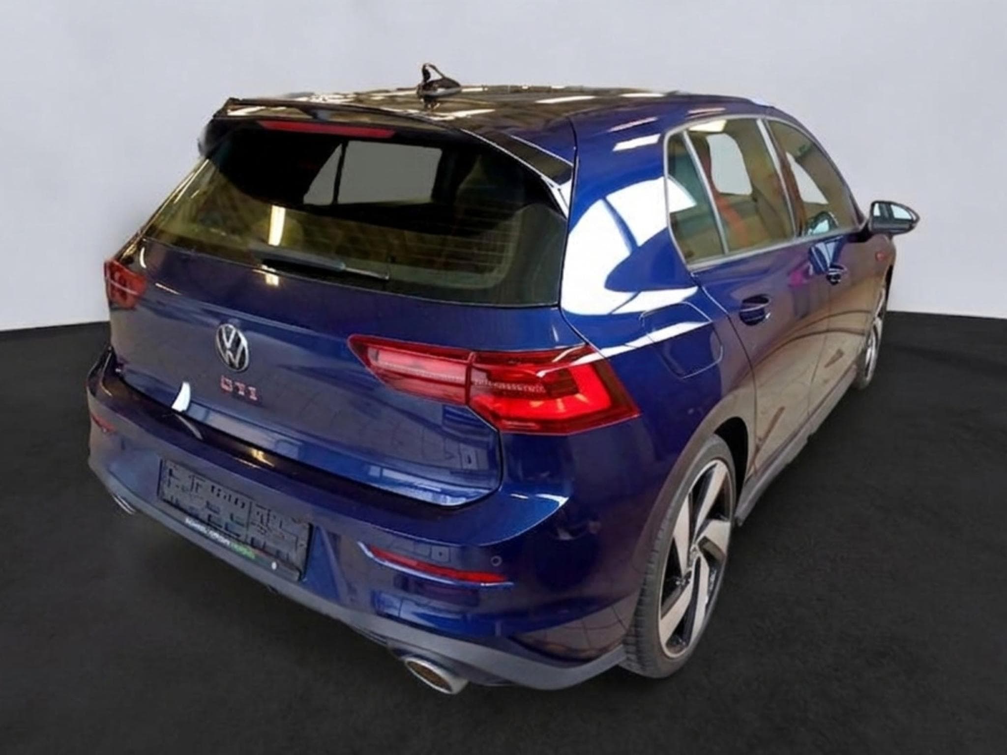 VW Golf GTI Clubsport 2.0 TSI 300 CV DSG7 *DCC *MATRIX* *CARPLAY* (2023) - Photo 3