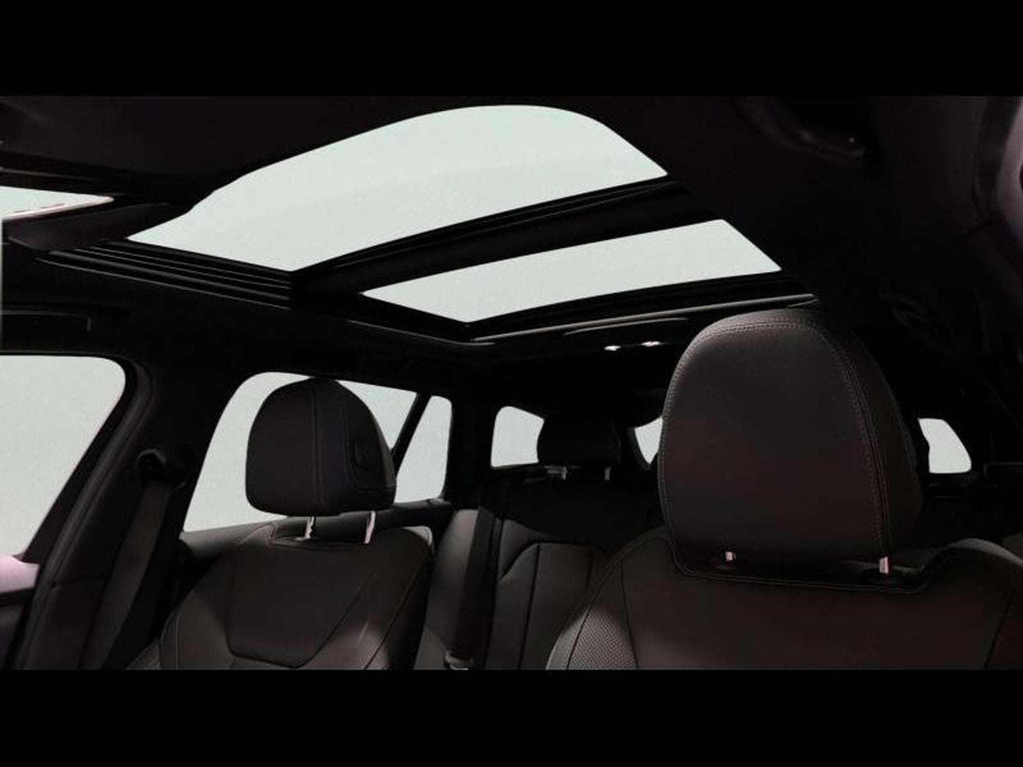 BMW 320 PACK M (2026) - Photo 12