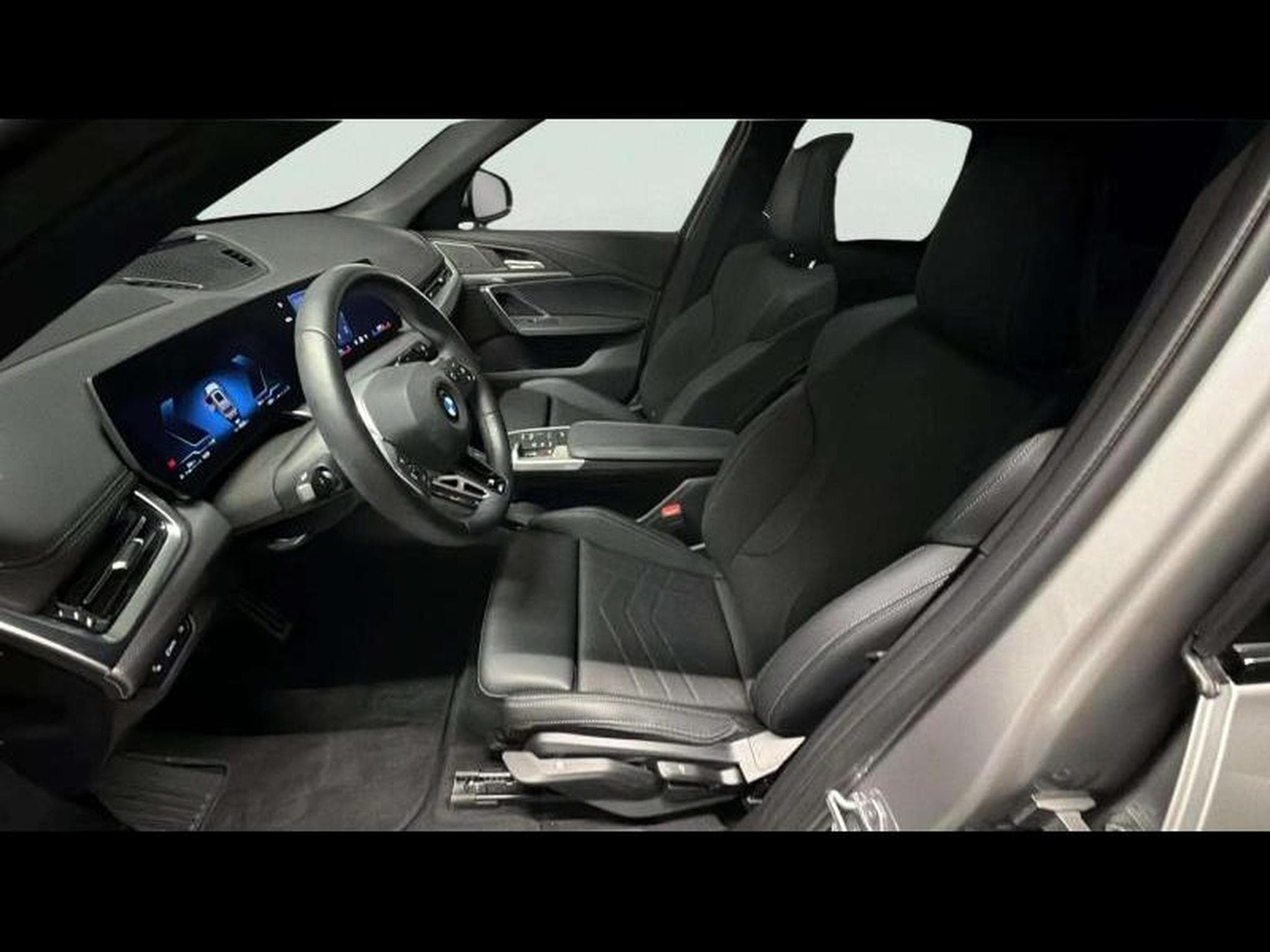 BMW X1 PACK M (2026) - Photo 6