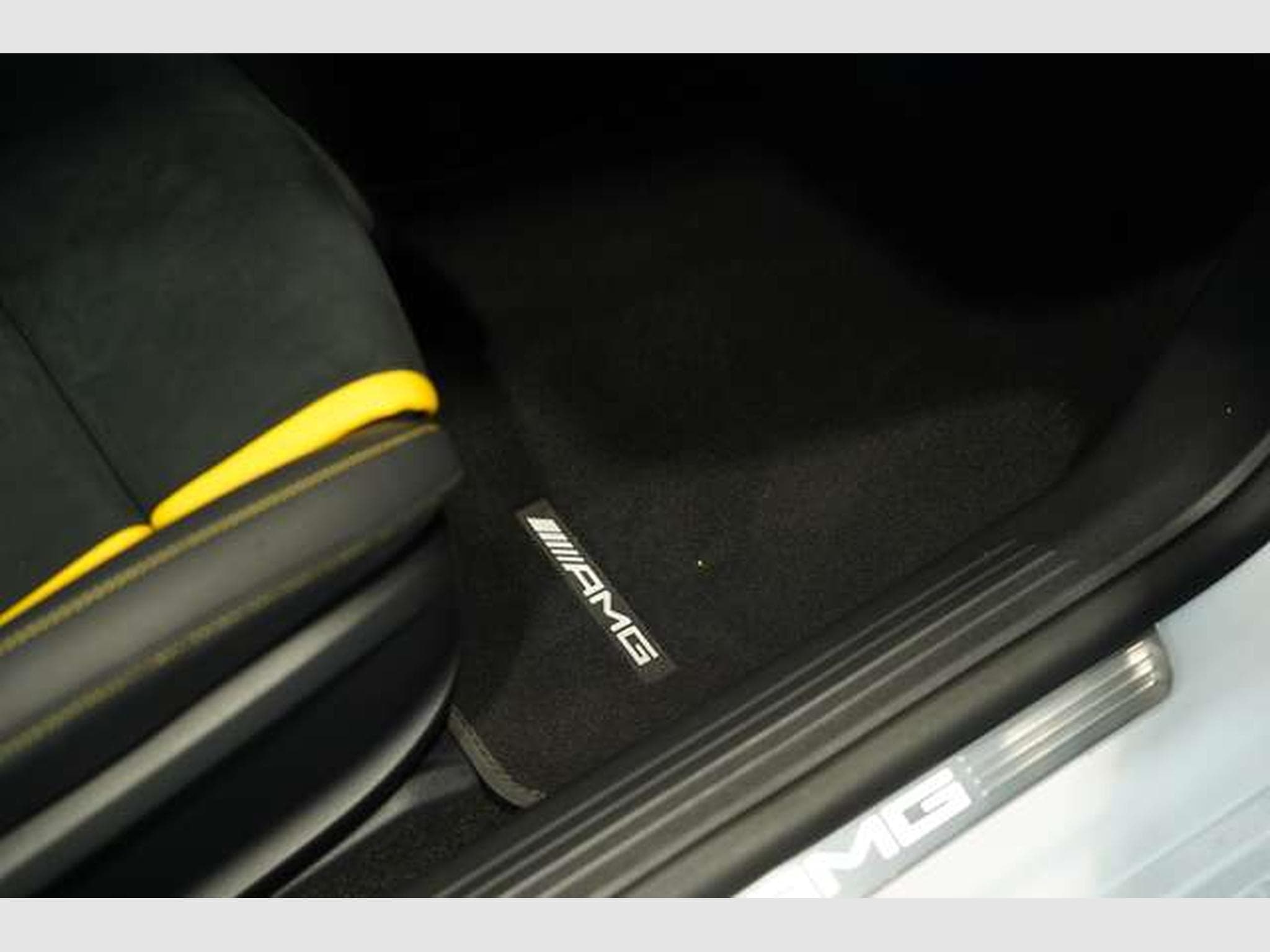Mercedes CLA 45 AMG S 4M 2.H *19 *Schale (2025) - Photo 17