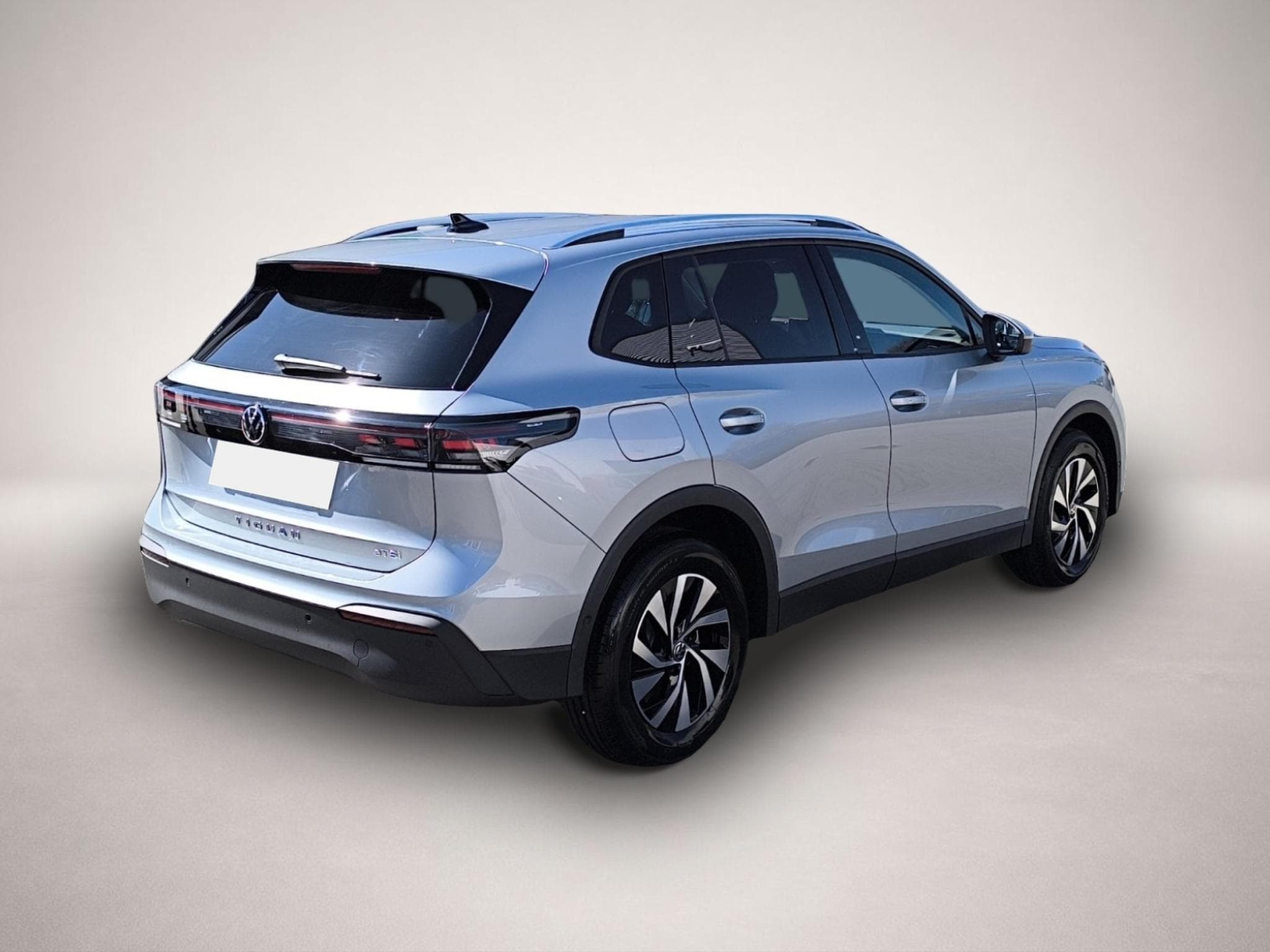 VW Tiguan (2025) - Photo 7