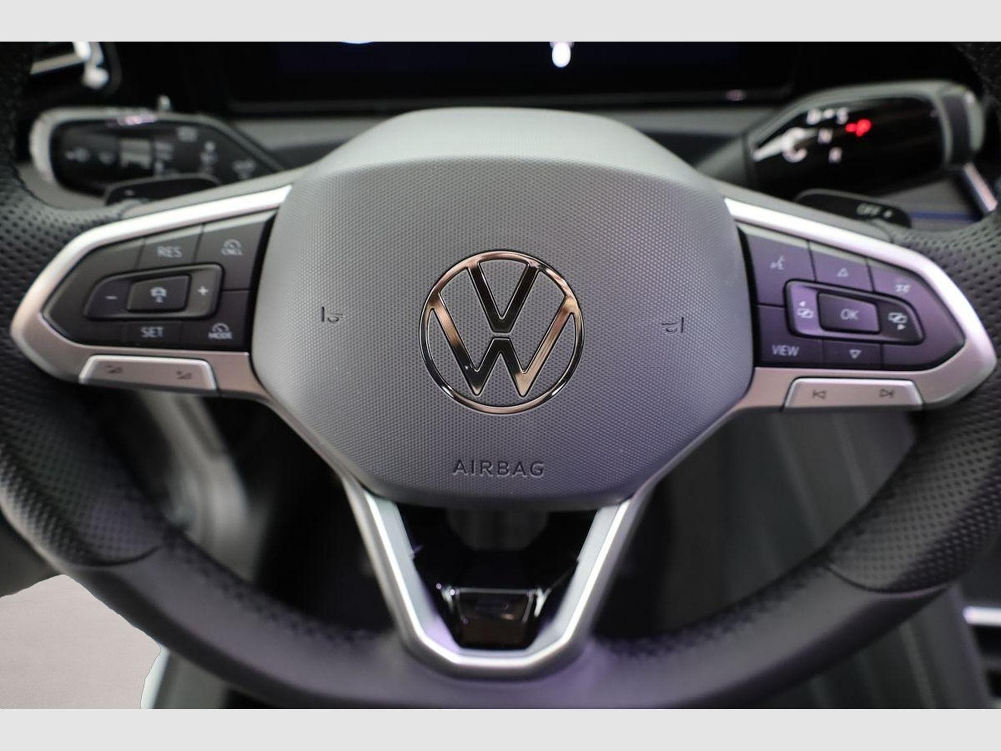 VW Tiguan (2025) - Photo 7