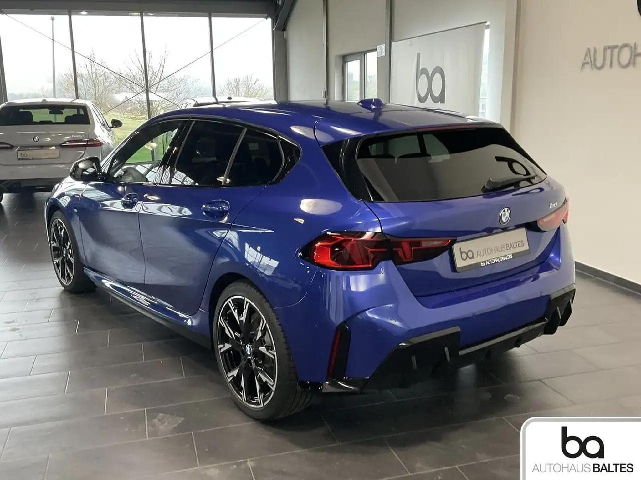 BMW 120 (2025) - Photo 4