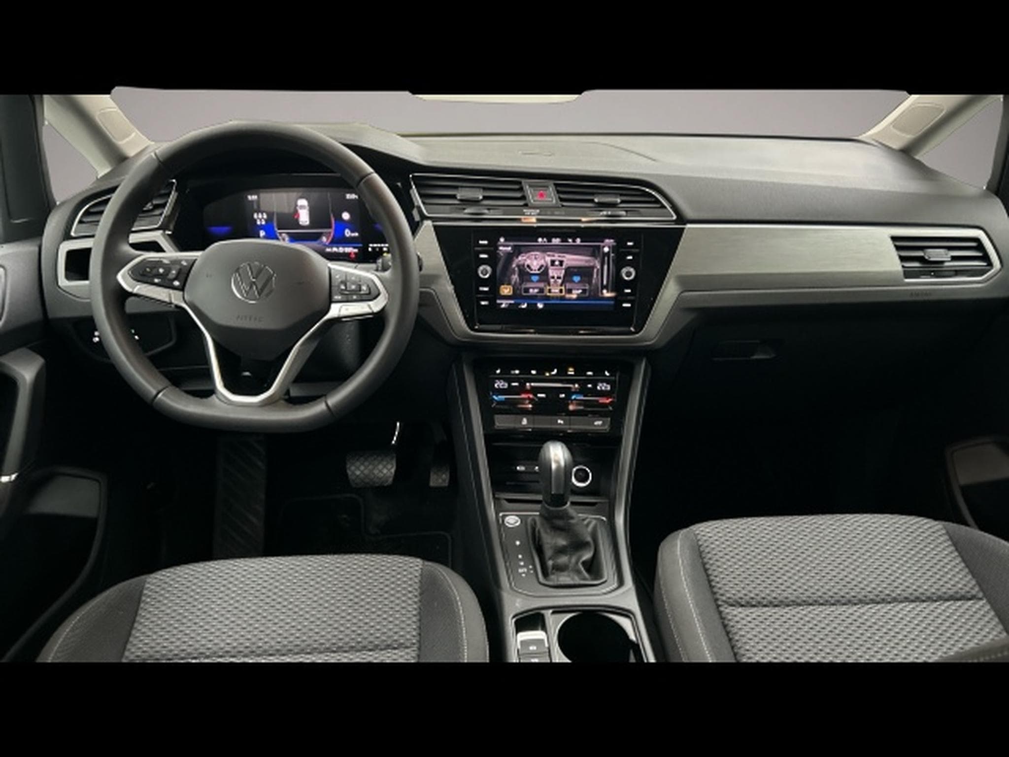 VW Touran (2025) - Photo 5