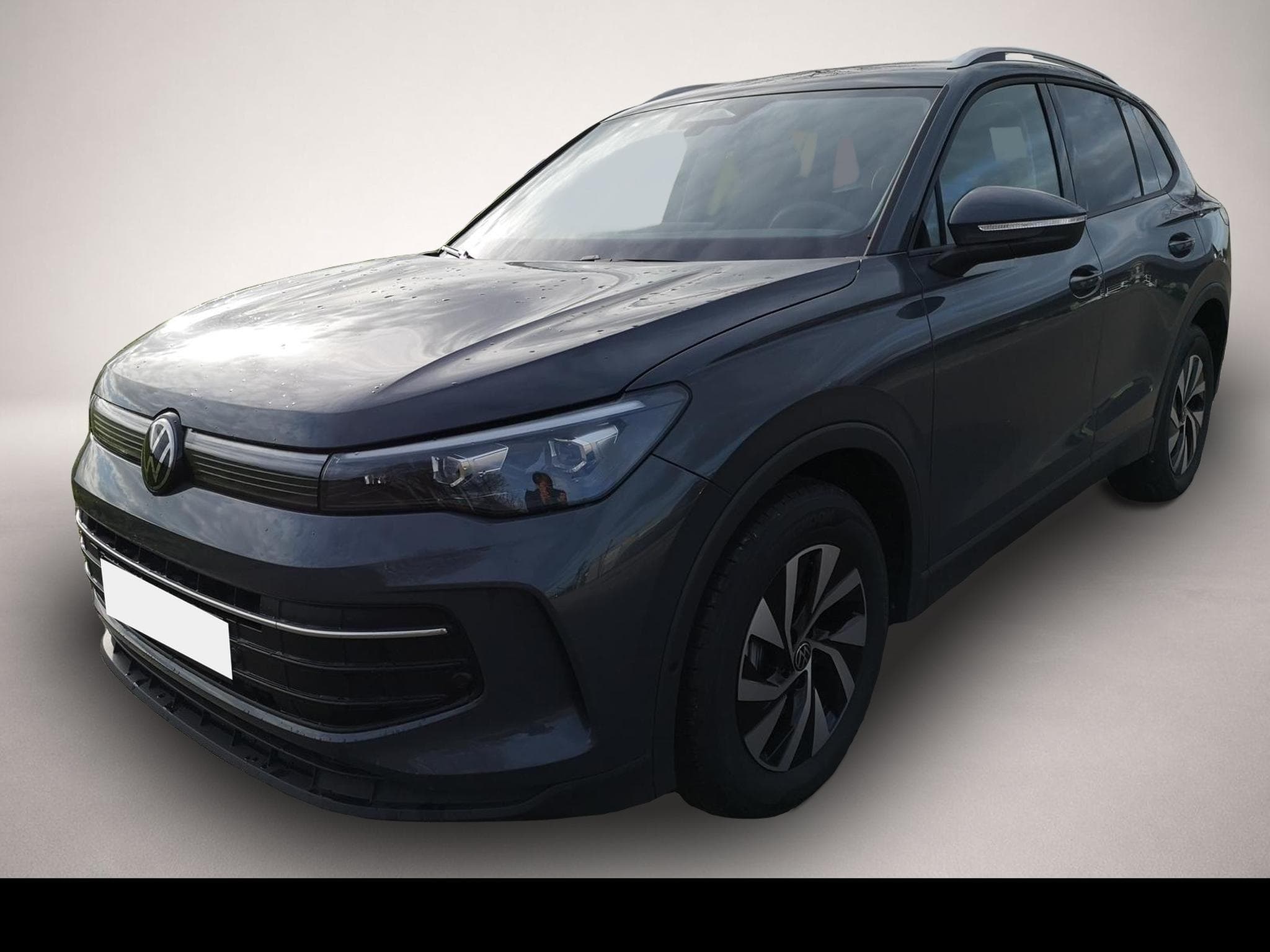 VW Tiguan (2025) - Photo 1