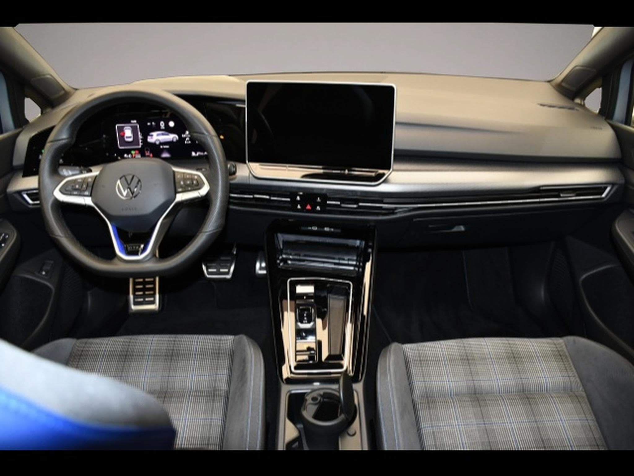 VW Golf (2025) - Photo 4