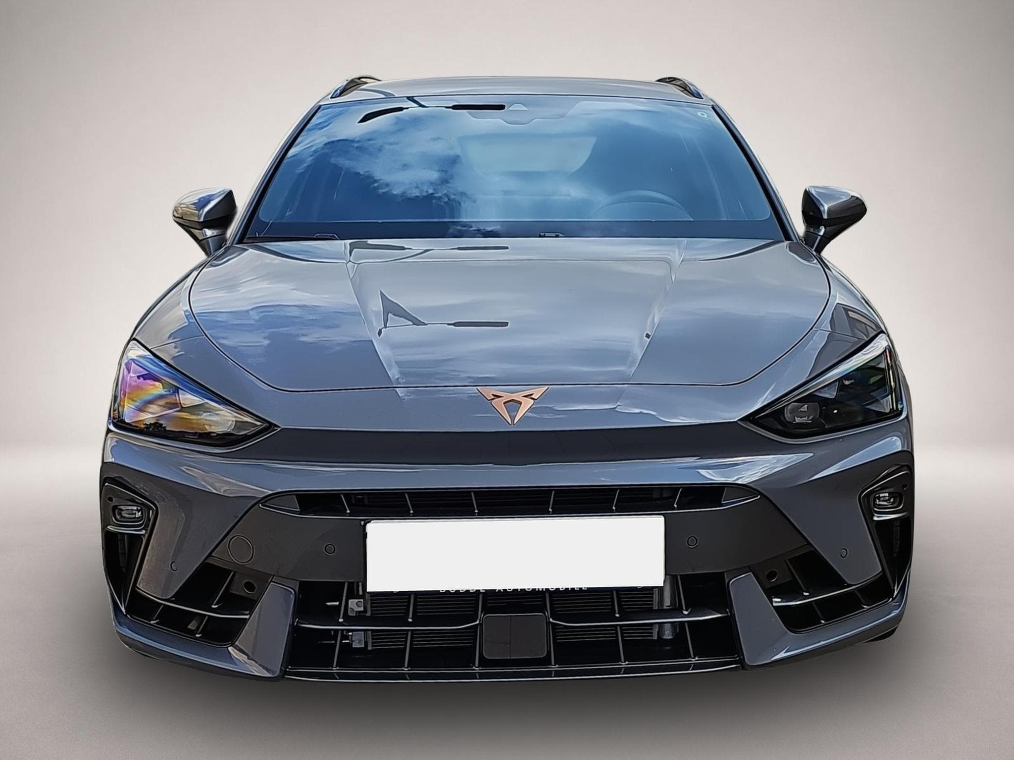 Cupra Leon (2025) - Photo 2