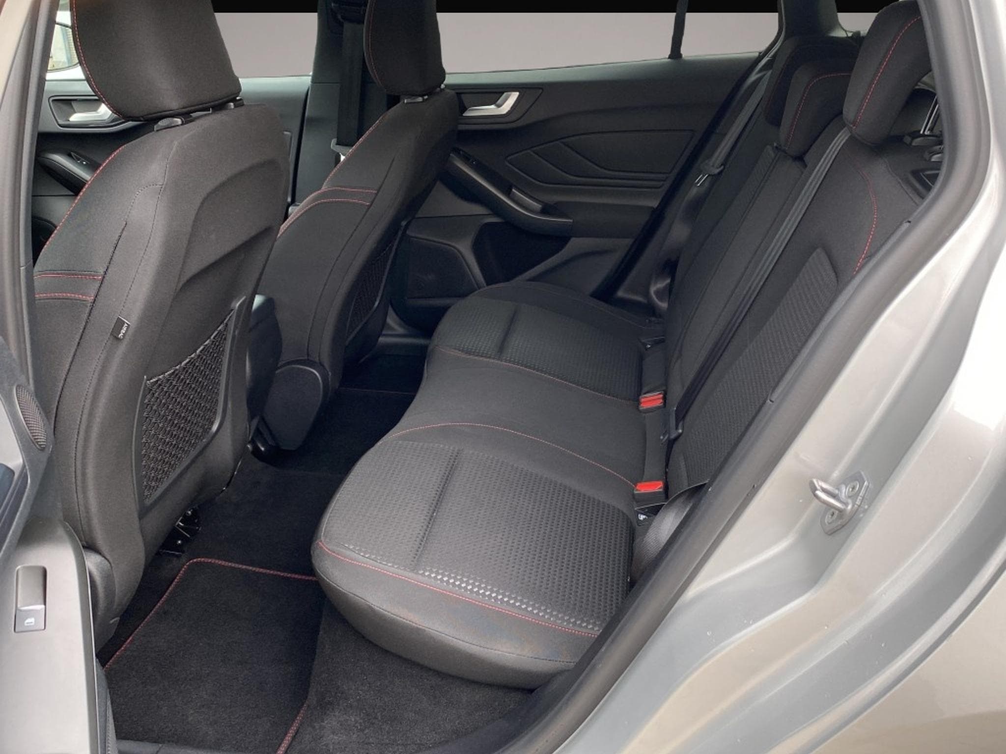 Ford Focus (2024) - Photo 5