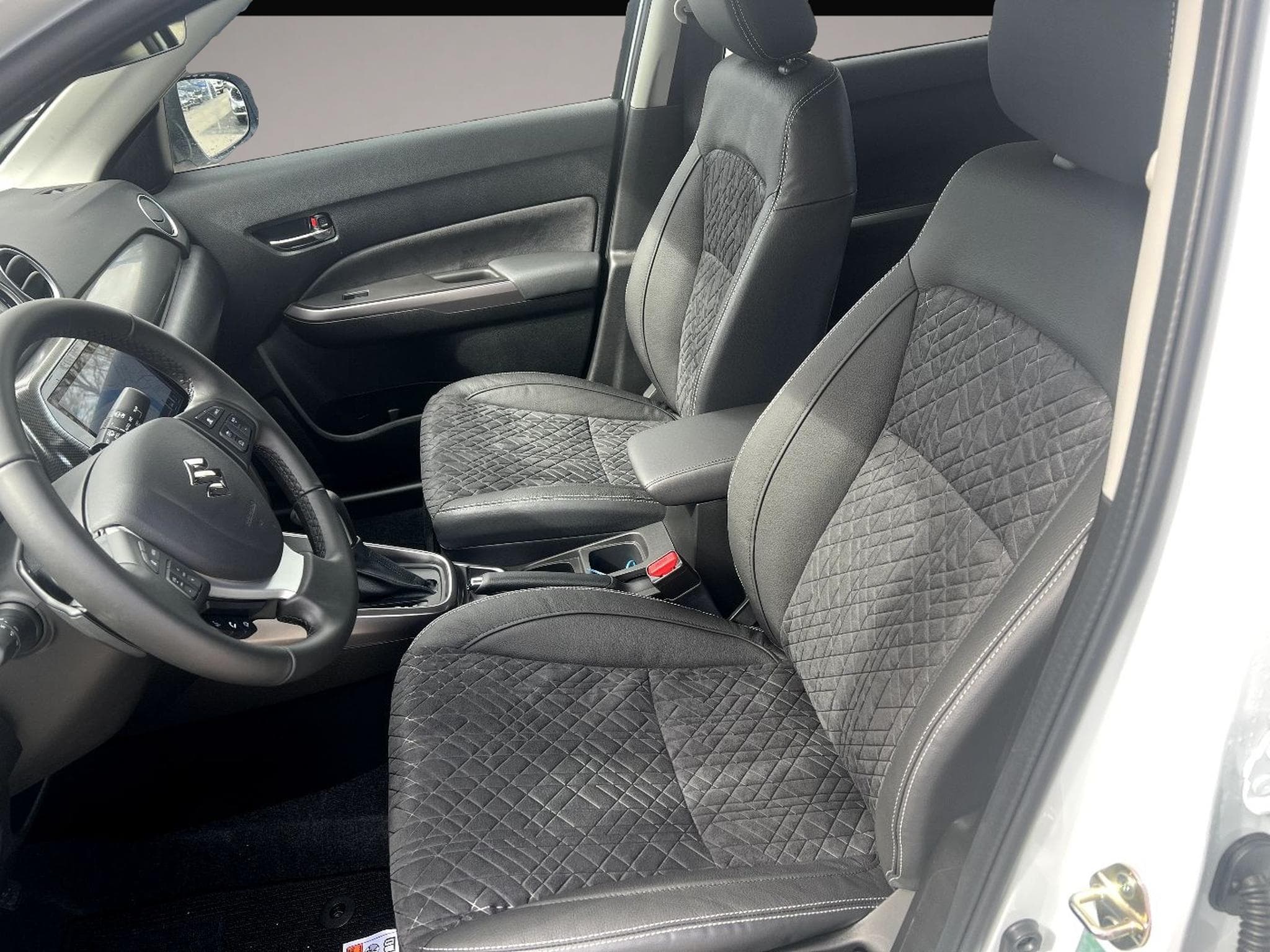 Suzuki Vitara (2025) - Photo 7