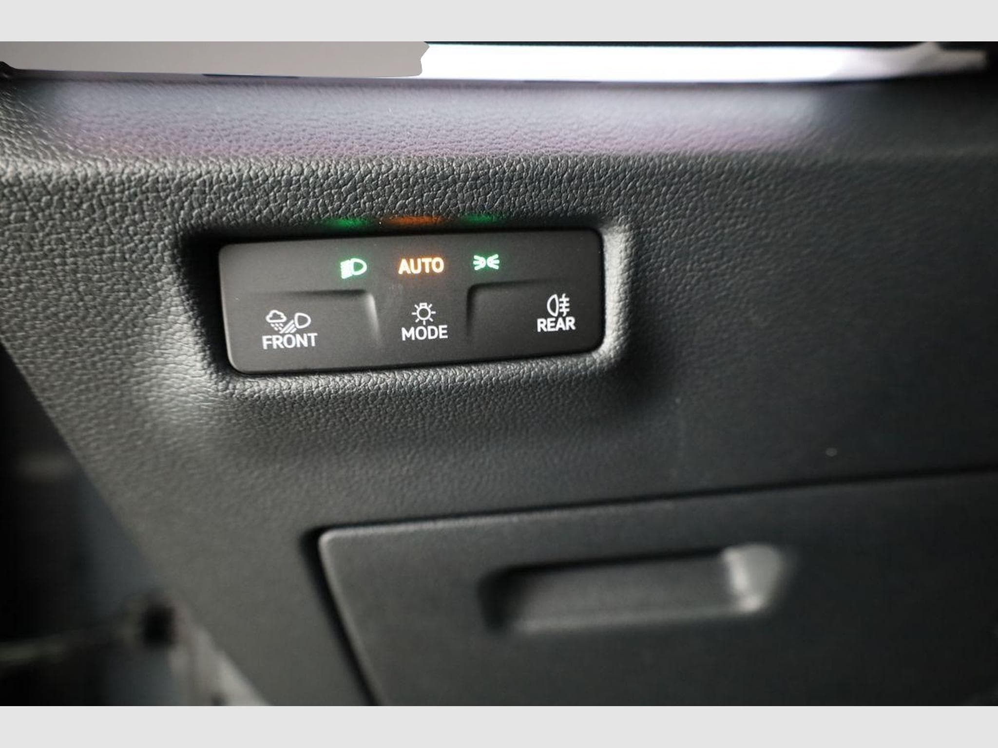 VW Tiguan (2025) - Photo 7