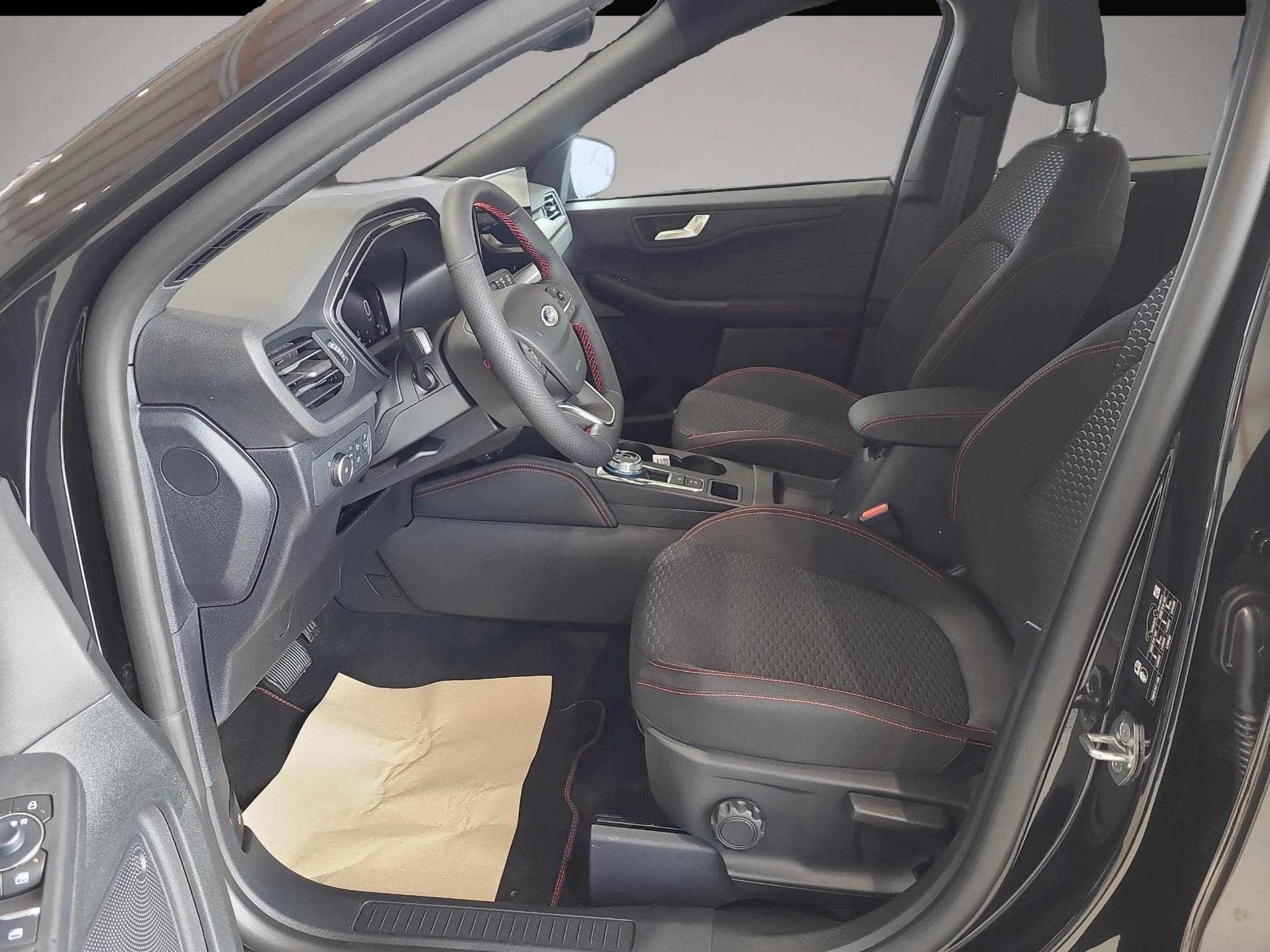 Ford Kuga (2026) - Photo 5