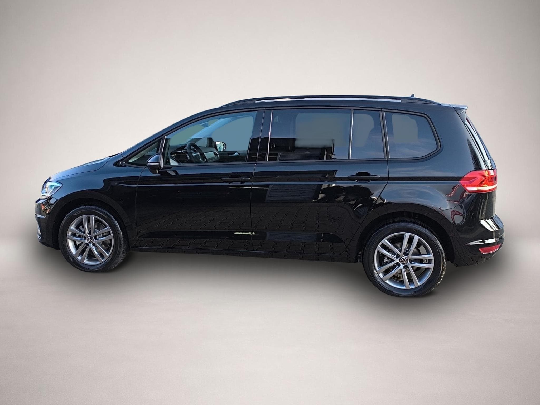VW Touran (2025) - Photo 4