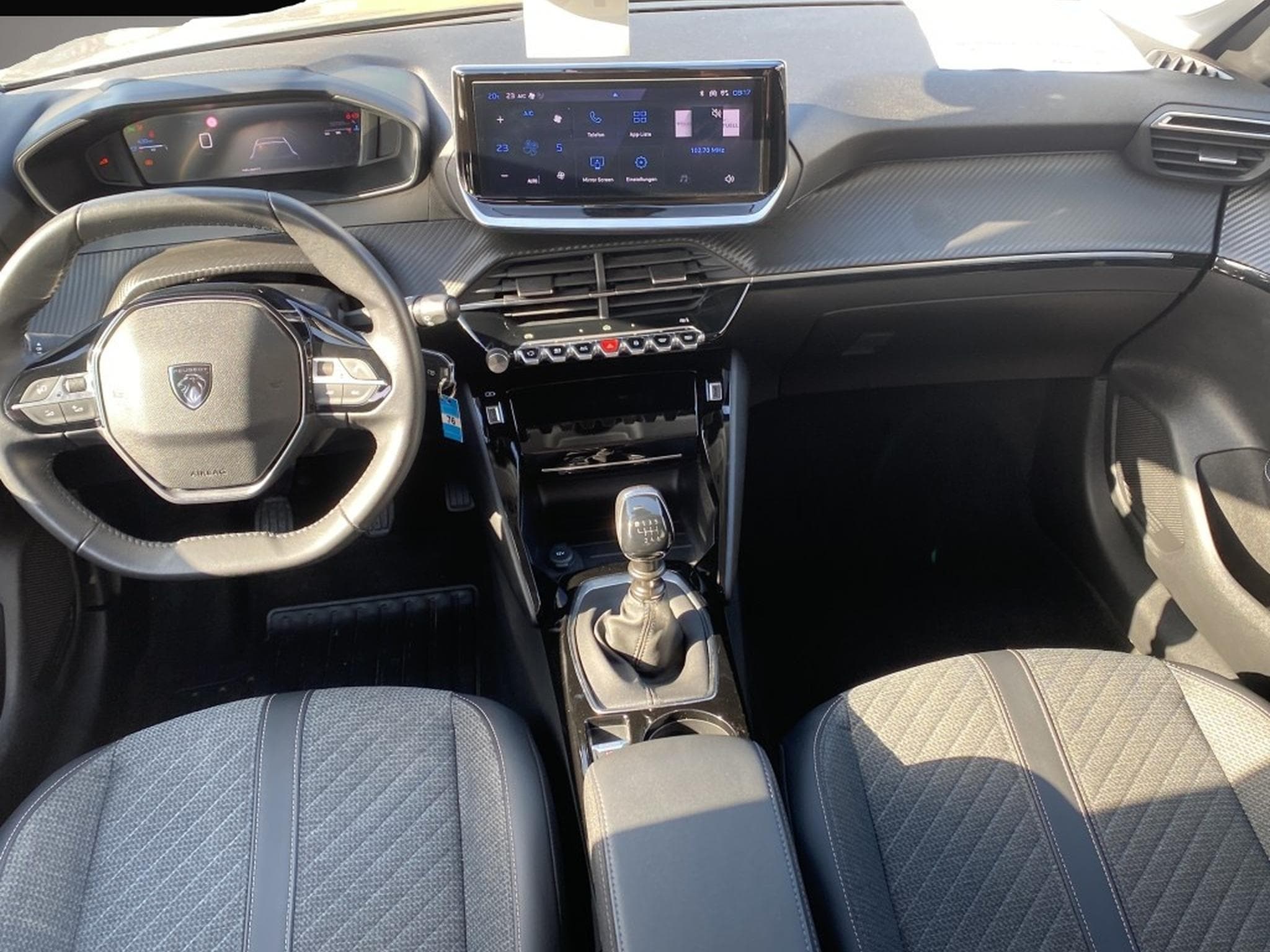 Peugeot 208 (2025) - Photo 3